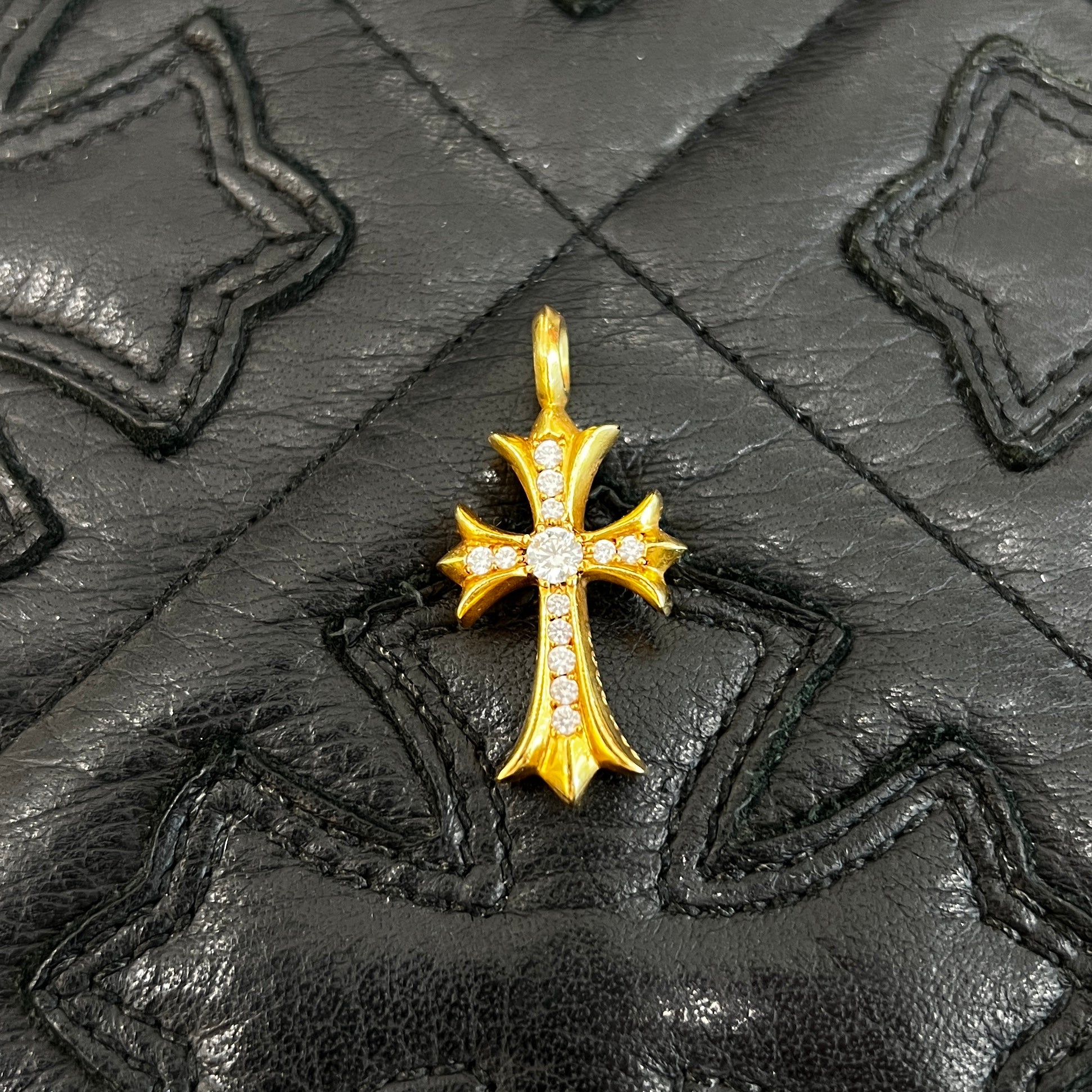 CHROME HEARTS 22K Tiny Fat Cross Pave Diamond Pendant Top クロムハーツ 22K タイニーファットクロス パヴェダイヤモンド ペンダントトップ