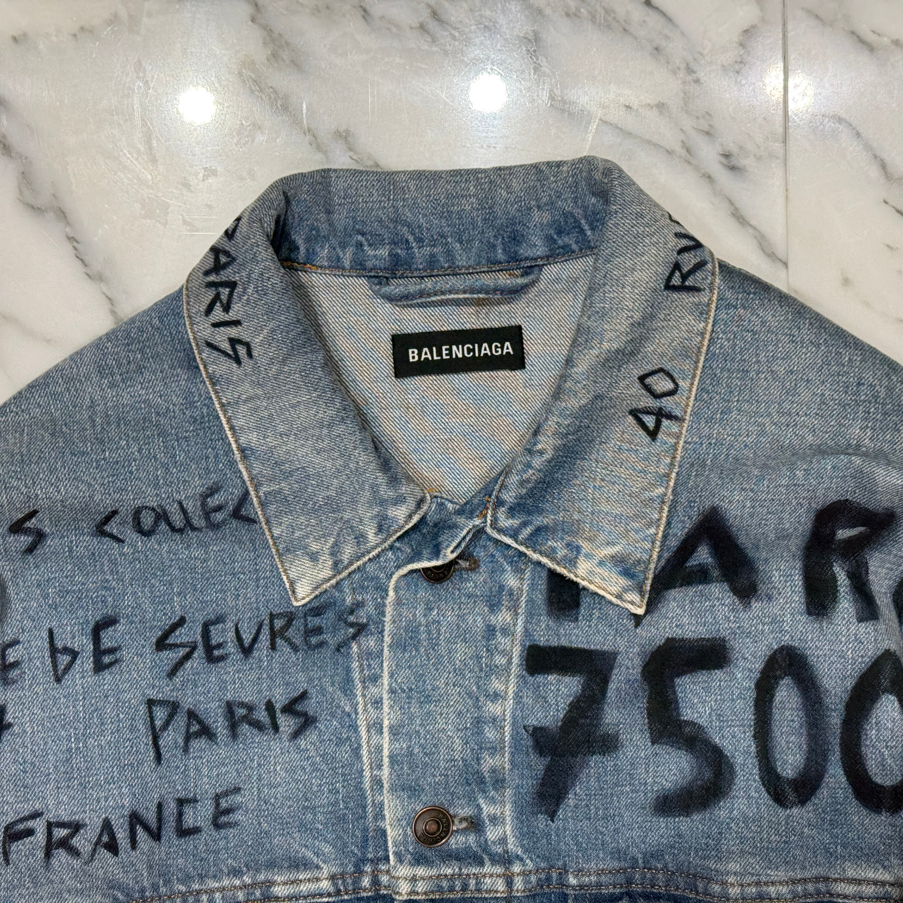 BALENCIAGA 2018AW Graffiti Paint Denim Jacket 534556 TBP33 Size 44