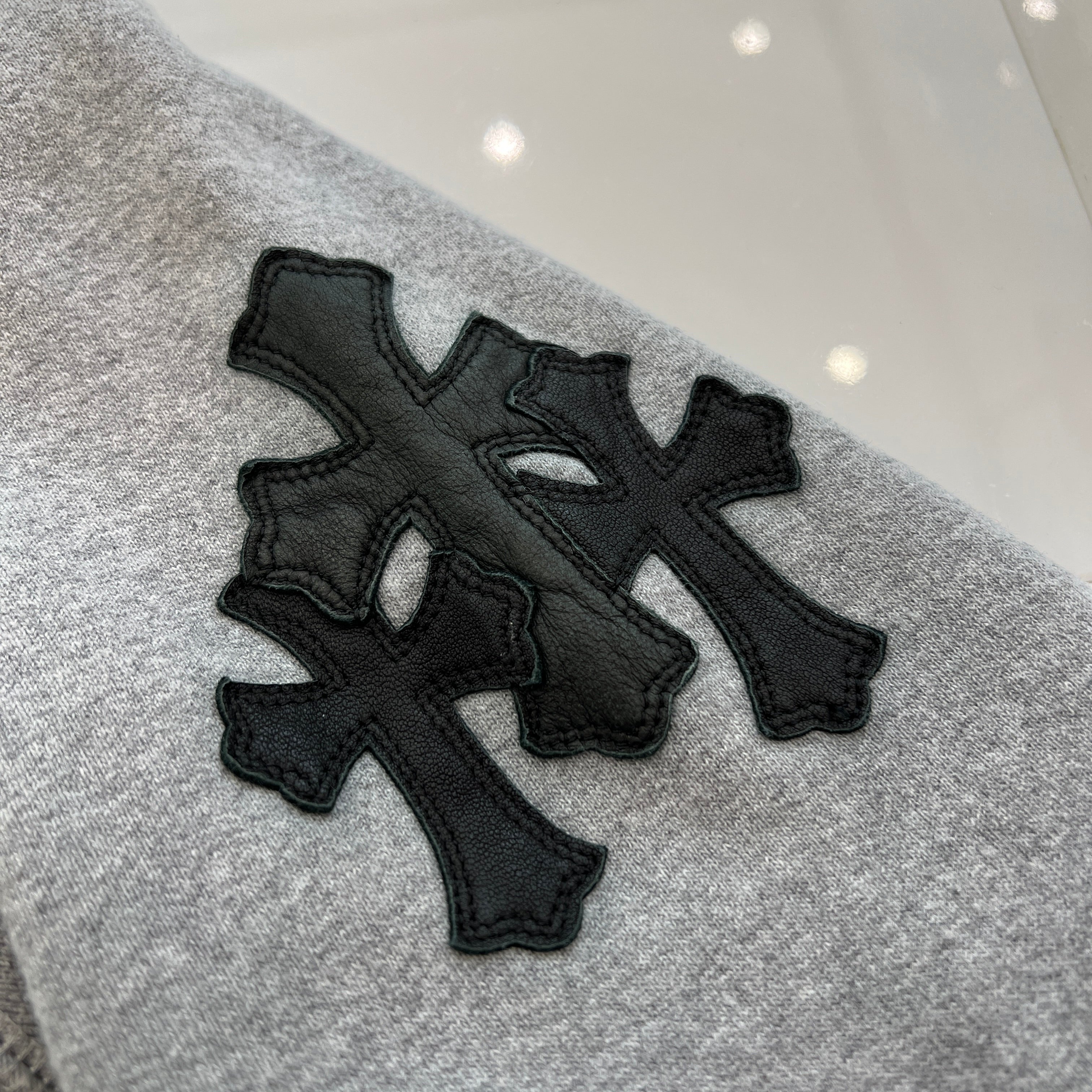 CHROME HEARTS Y NOT Triple Cross Leather Patch Pullover Hoodie Size M クロムハーツ ワイノット トリプスクロス レザーパッチ プルオーバーフーディ サイズM