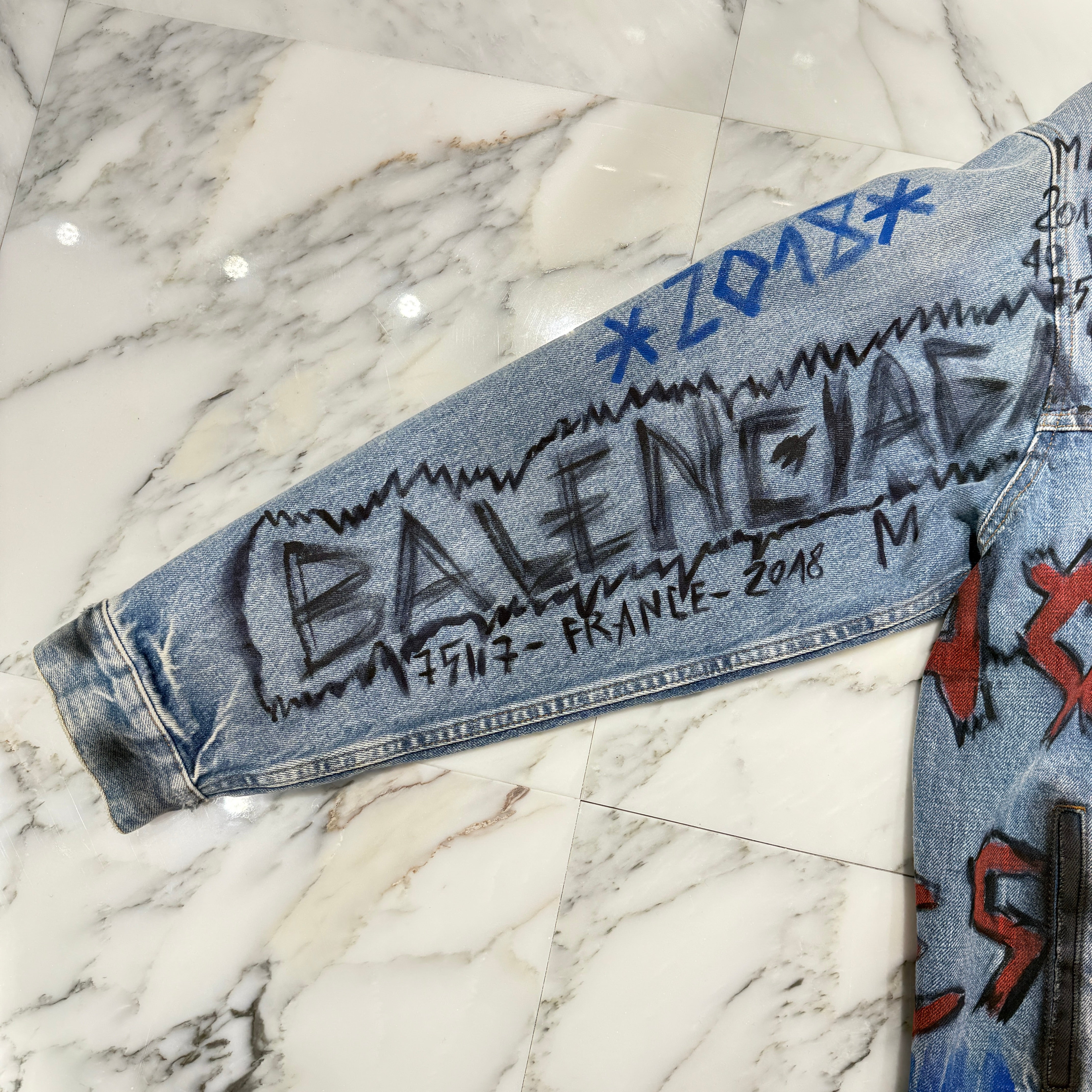BALENCIAGA 2018AW Graffiti Paint Denim Jacket 534556 TBP33 Size 44