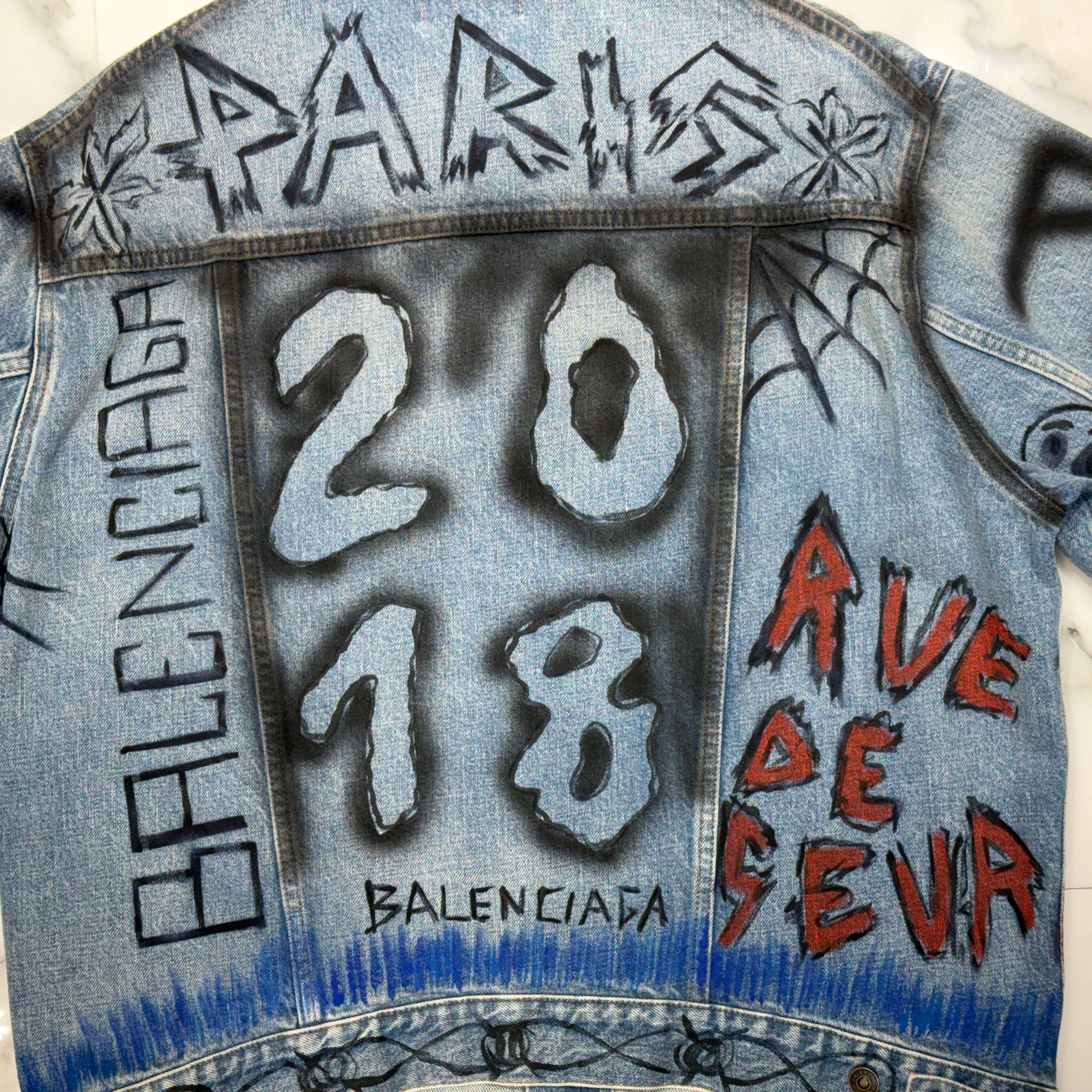 BALENCIAGA 2018AW Graffiti Paint Denim Jacket 534556 TBP33 Size 44