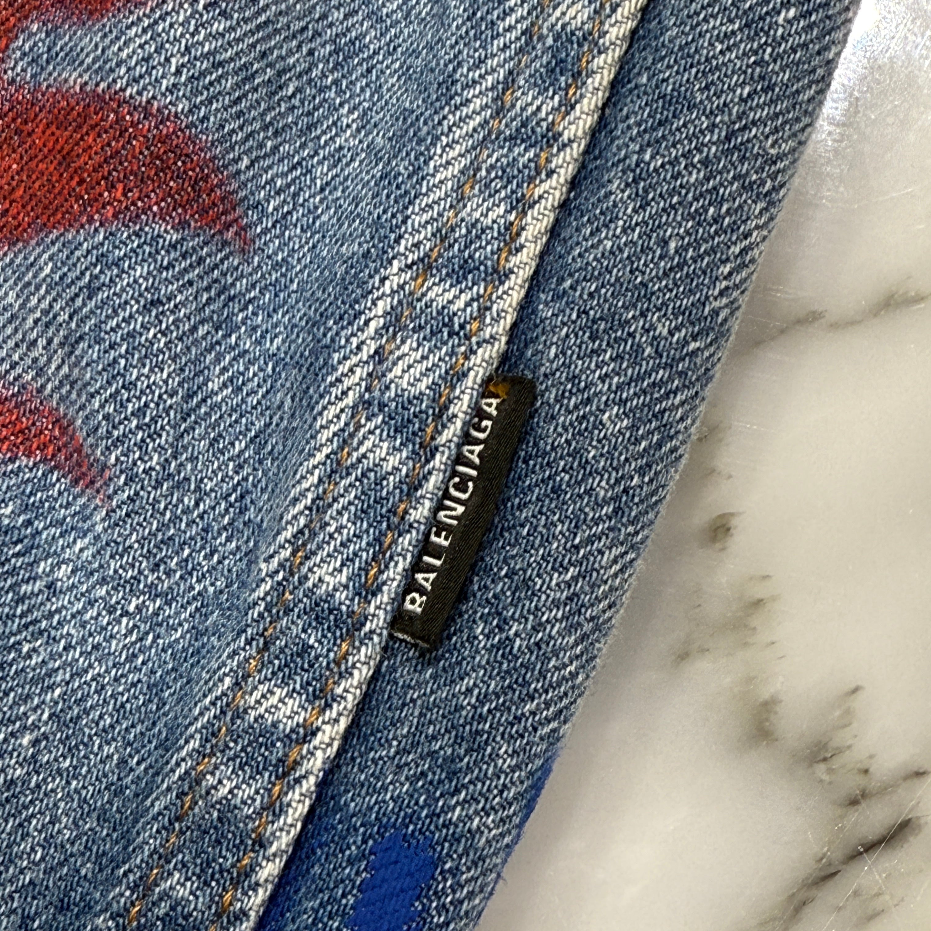 BALENCIAGA 2018AW Graffiti Paint Denim Jacket 534556 TBP33 Size 44