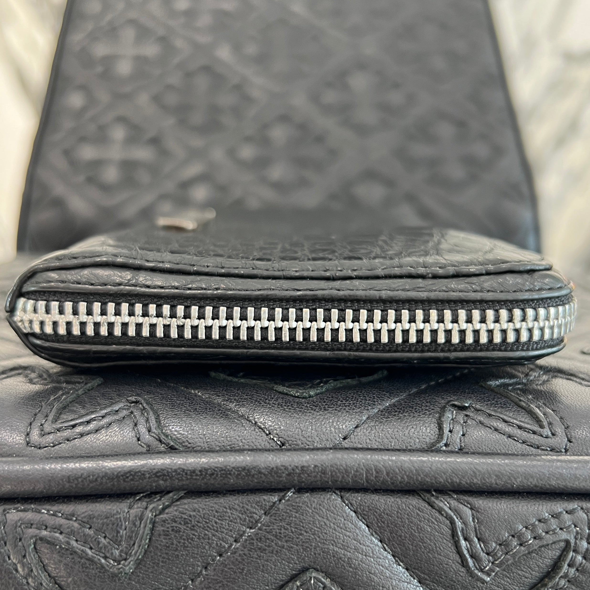 CHROME HEARTS Alligator Scroll Label REC F ZIP #2 Leather Wallet