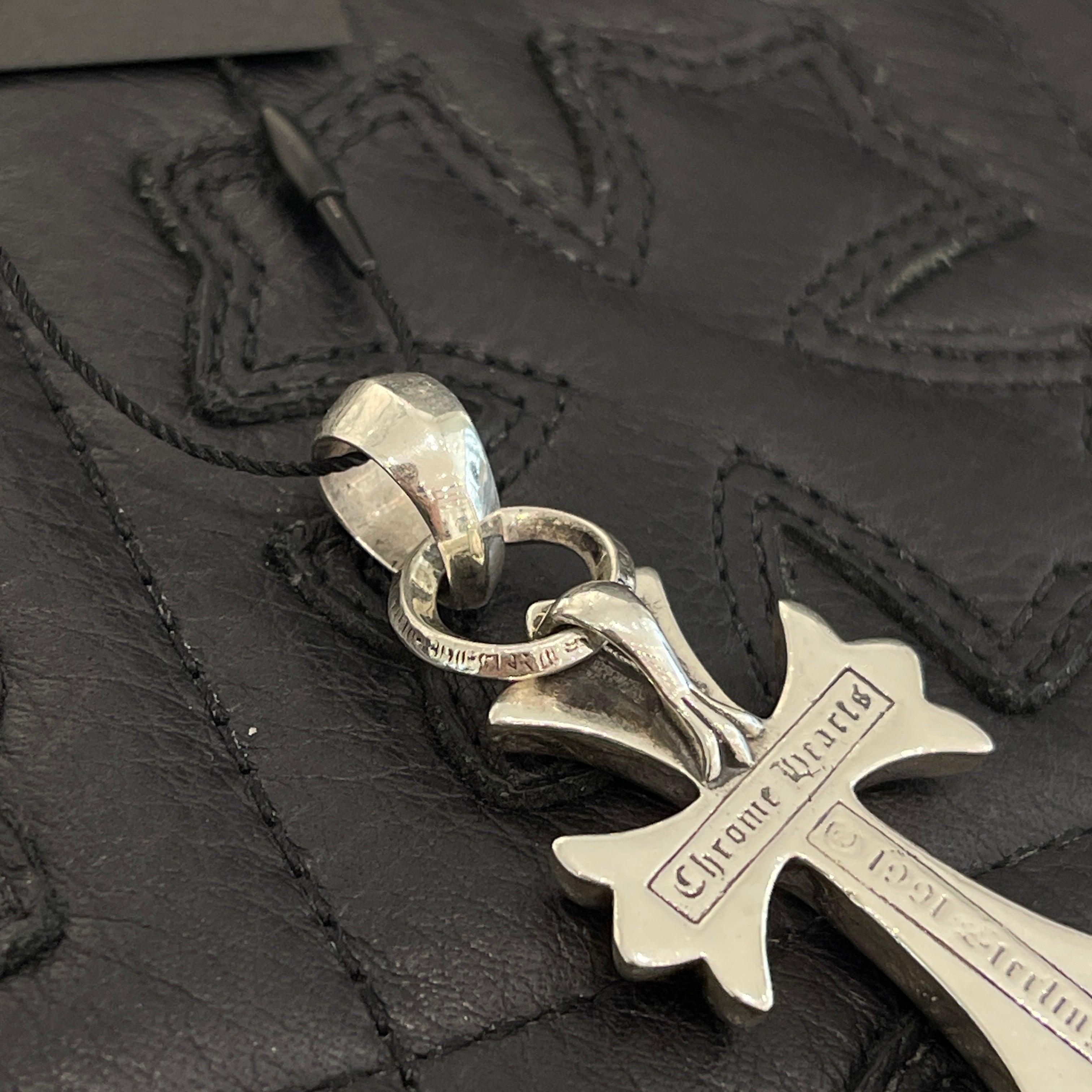 CHROME HEARTS Small CH Cross With Bail Pave Diamond Pendant