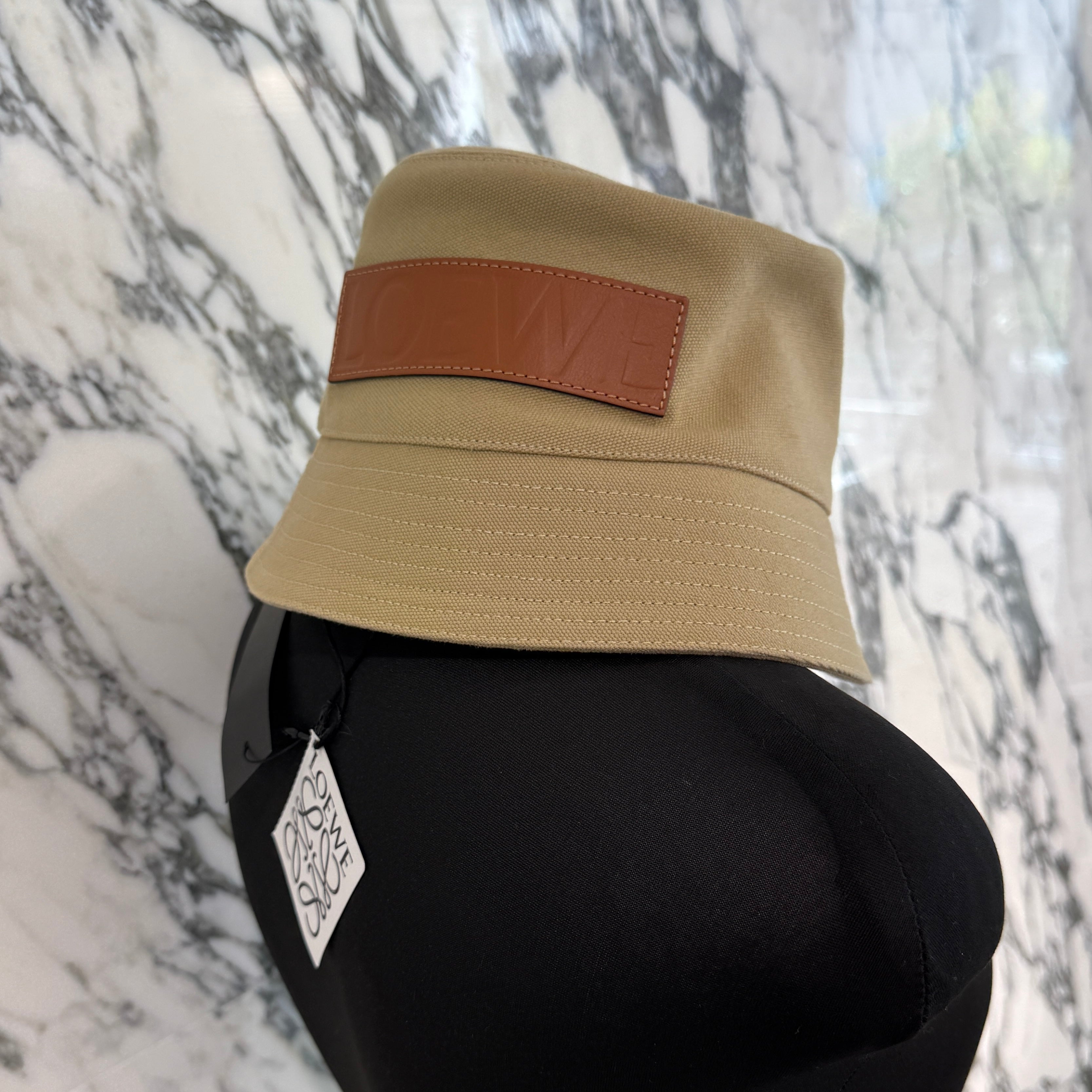 LOEWE 2025SS Logo Embossed Leather Patch Bucket Hat K820HB1X19 Size 57 ロエベ ロゴ エンボス レザー パッチ バケットハット サイズ57