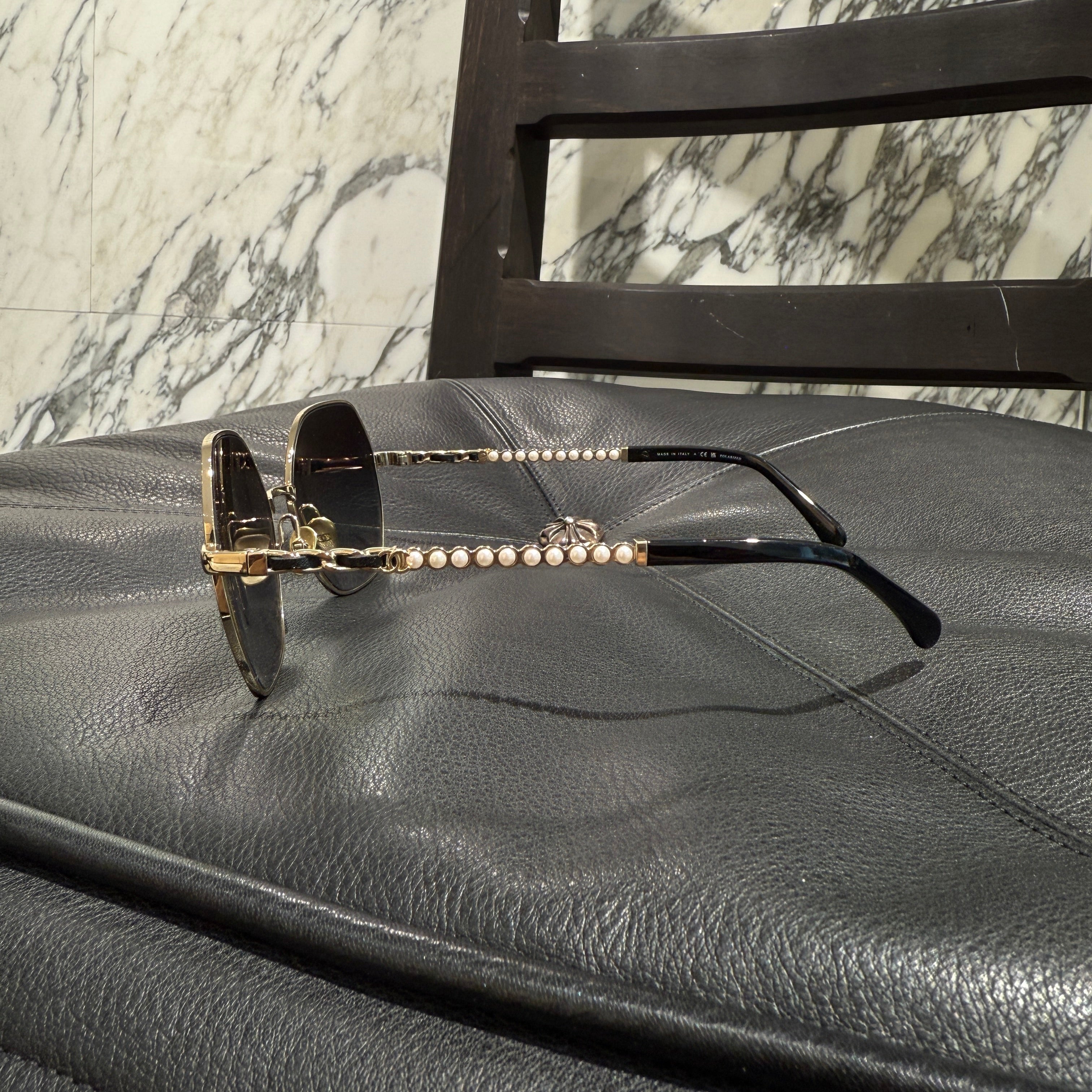 CHANEL COCO Mark Glass Pearl Chain Square Sunglasses 4281-Q-H Size 56□17 140 シャネル ココマーク ガラスパール チェーン スクエア サングラス サイズ56□17 140