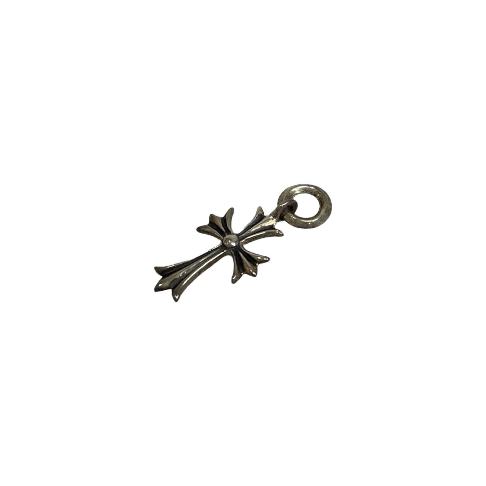 CHROME HEARTS Tiny Cross Charm