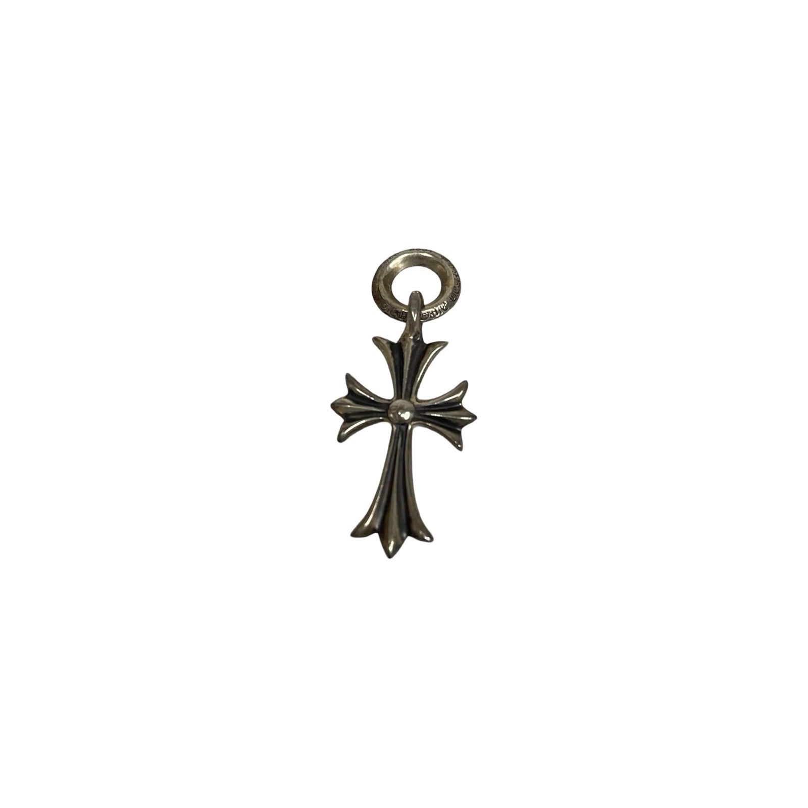 CHROME HEARTS Tiny Cross Charm
