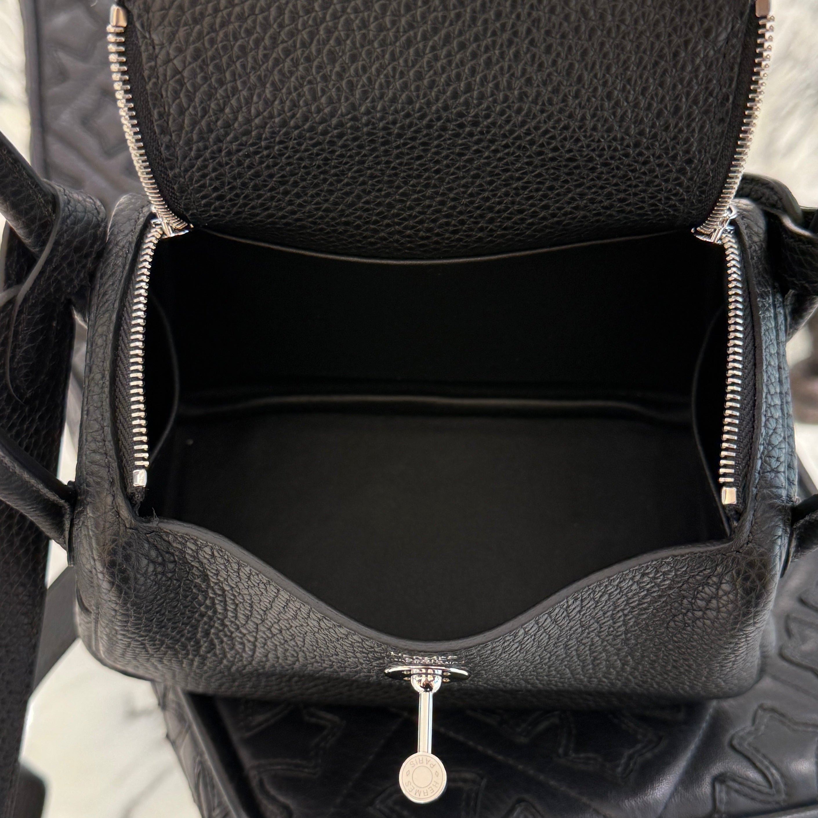 HERMES Mini Lindy "Noir" Leather Shoulder Bag K刻印 エルメス ミニ リンディ "ノワール" レザーショルダーバッグ K刻印