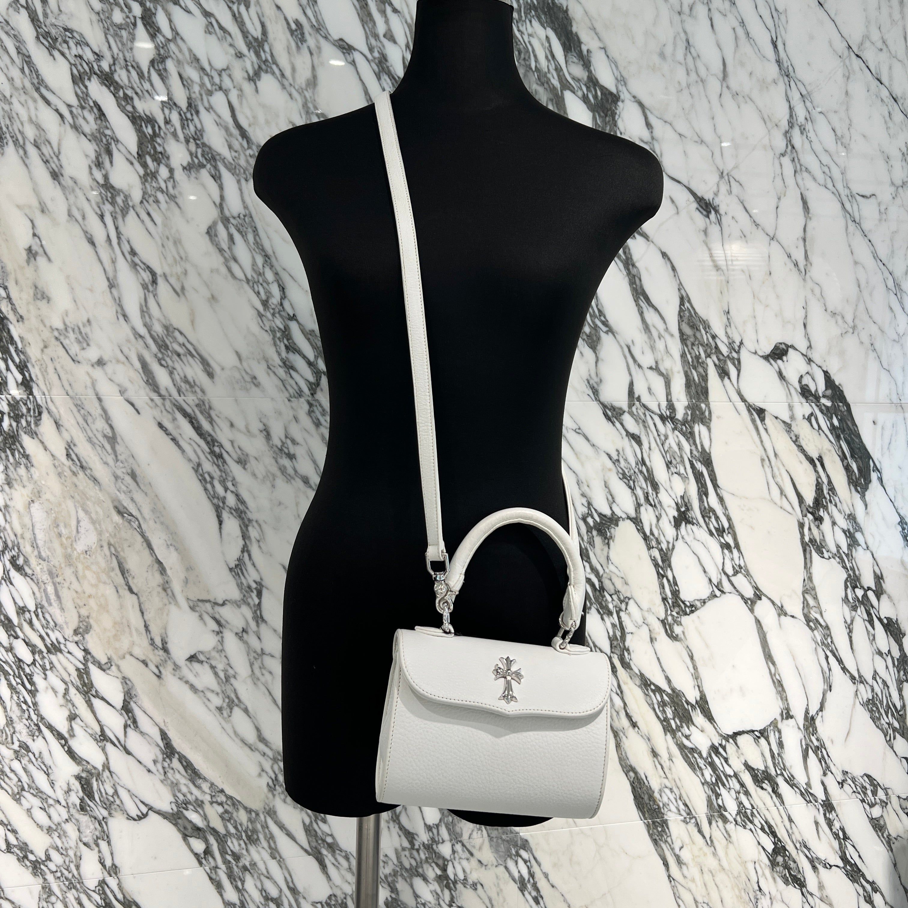 CHROME HEARTS DOG ADAMS Silver Cross Leather Shoulder Hand Bag クロムハーツ ドッグアダムズ シルバークロス レザー ショルダー ハンドバッグ