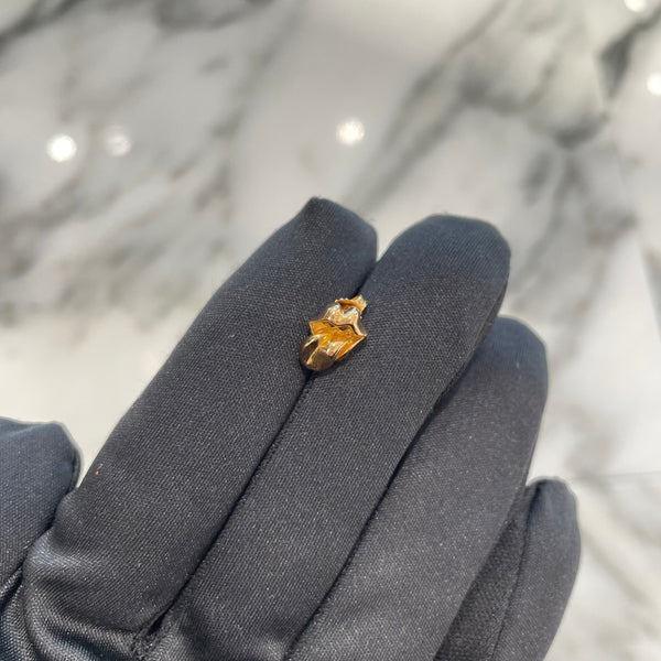 IMG_1441.heic?crop=center&