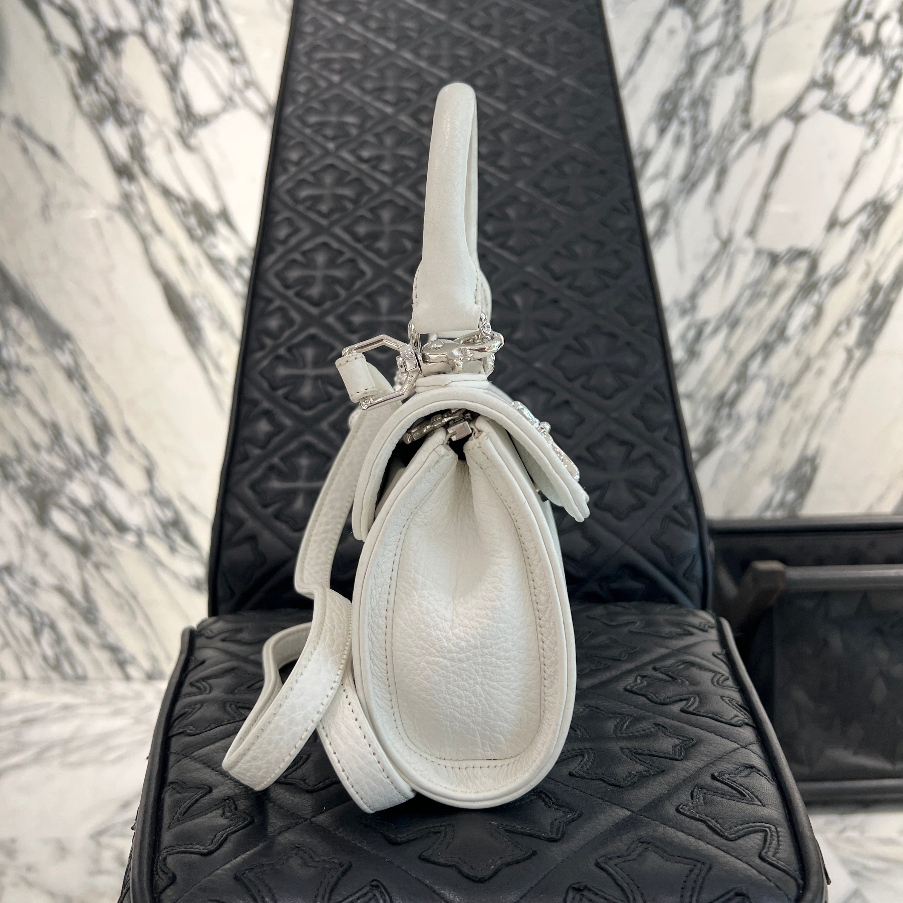 CHROME HEARTS DOG ADAMS Silver Cross Leather Shoulder Hand Bag クロムハーツ ドッグアダムズ シルバークロス レザー ショルダー ハンドバッグ