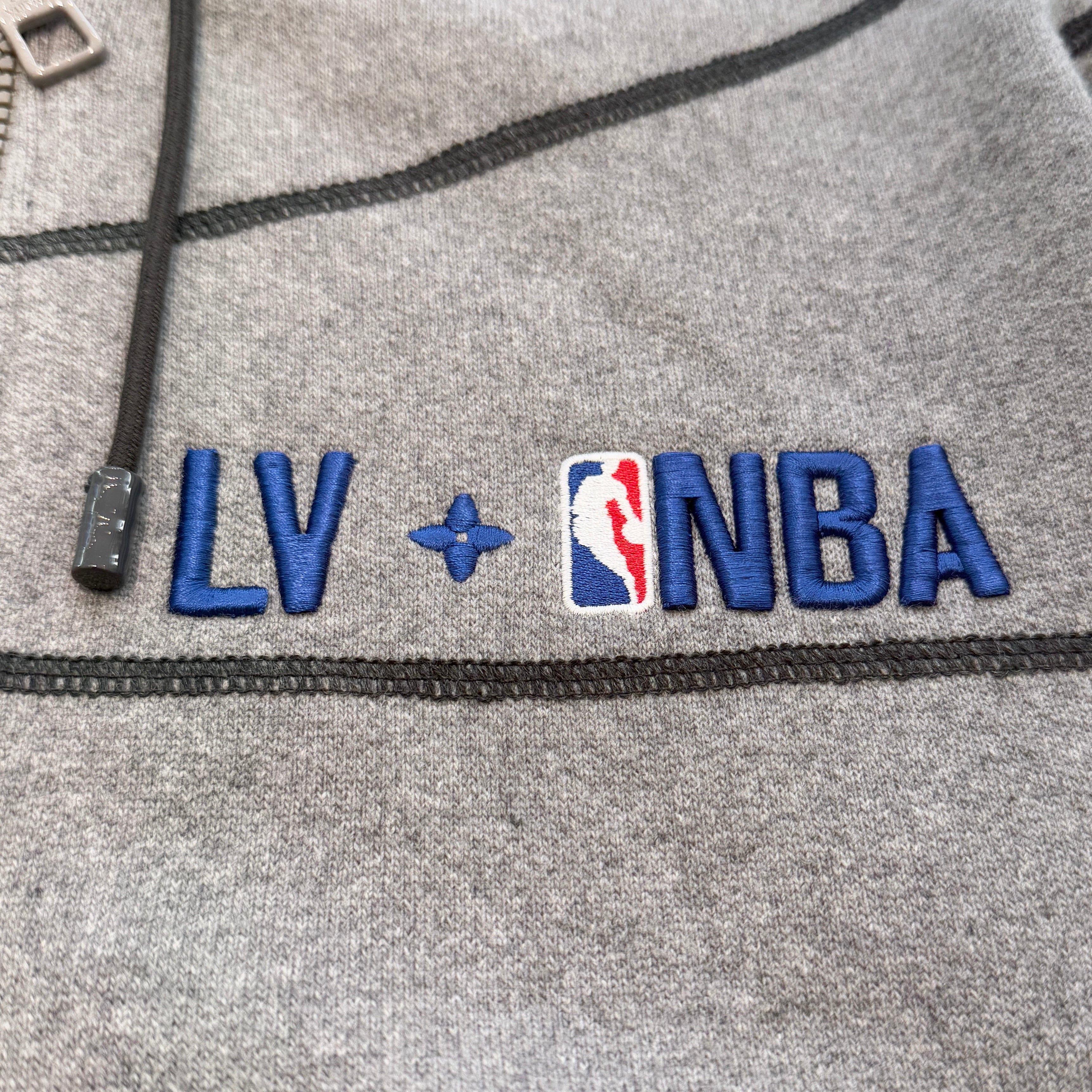 LOUIS VUITTON × NBA 2021AW Logo Embroidery Zip Up Hoodie Size S ルイ・ヴィトン × エヌビーエー ロゴエンブロイダリー ジップアップフーディ サイズS