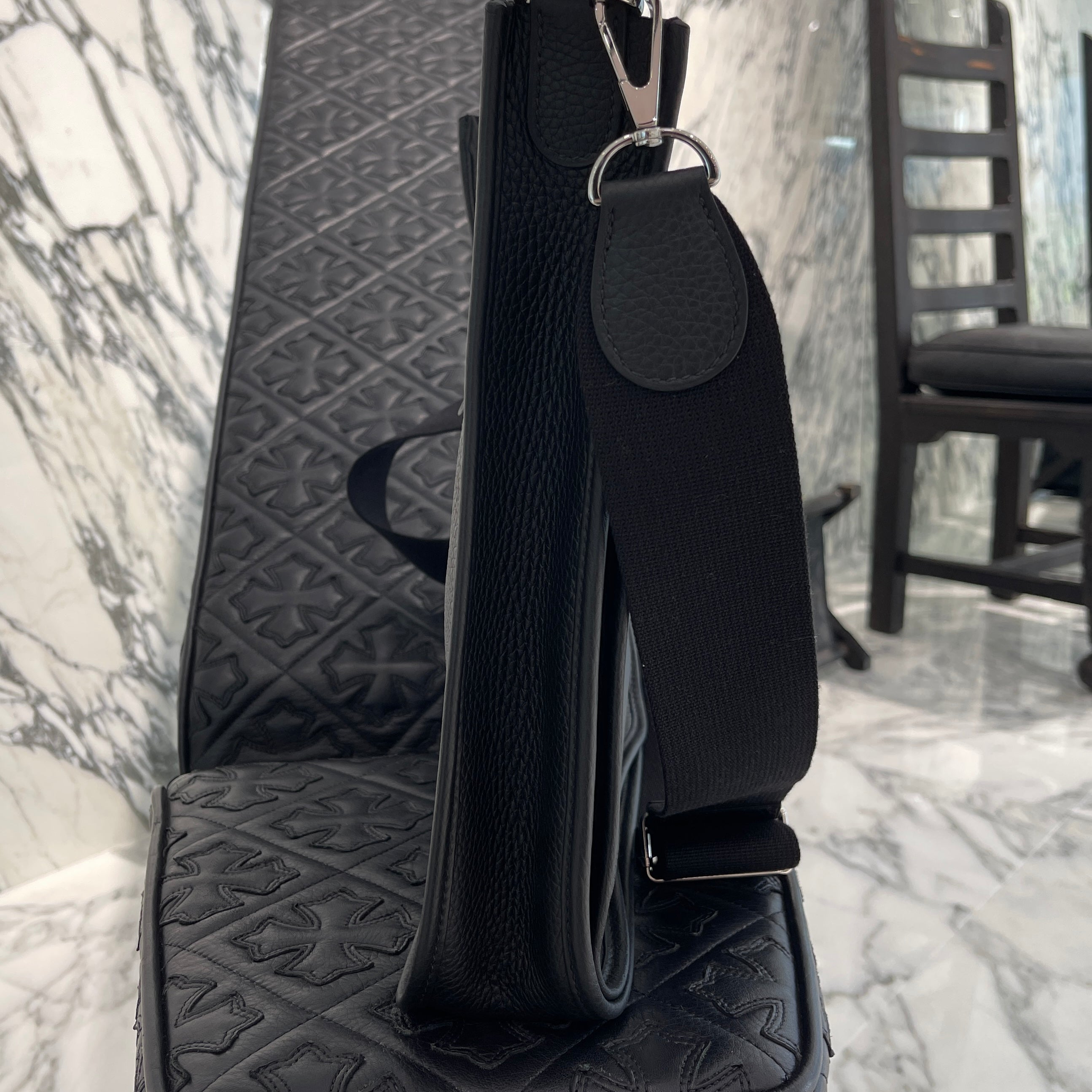 HERMES Evelyne Trois PM 29 "Noir" W刻印 エルメス エブリン トロワ PM 29 "ノワール" レザーショルダーバッグ