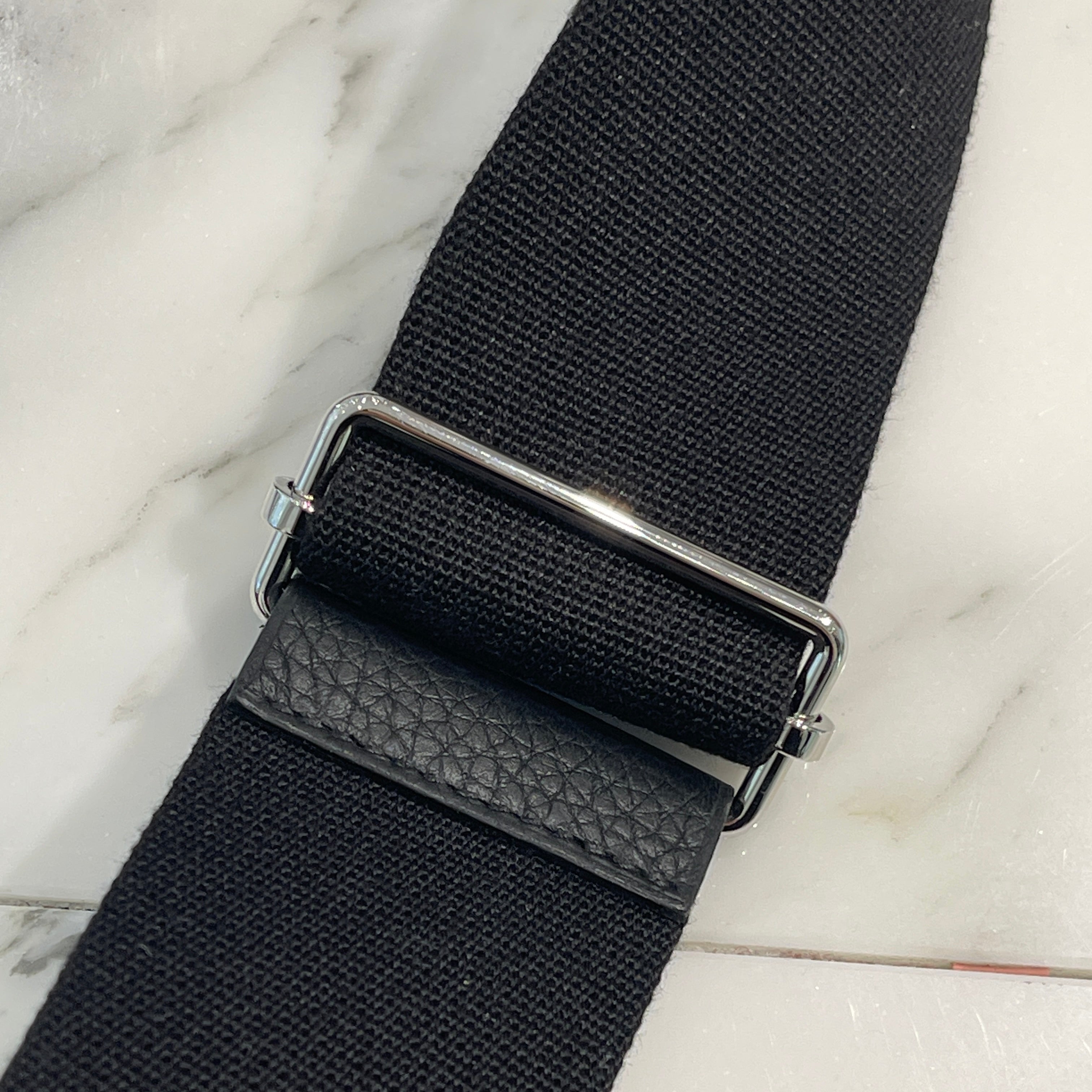 HERMES Evelyne Trois PM 29 "Noir" W刻印 エルメス エブリン トロワ PM 29 "ノワール" レザーショルダーバッグ