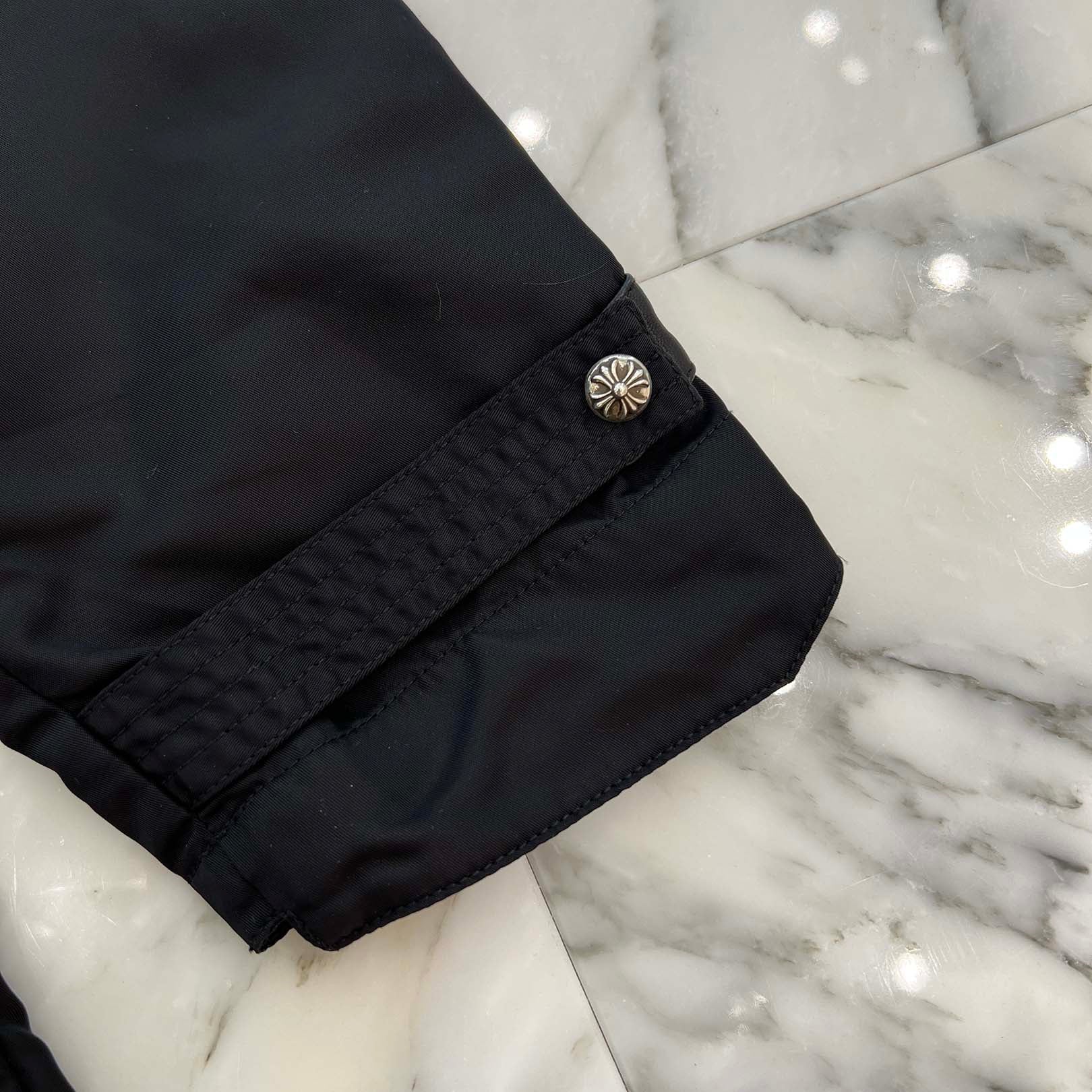 CHROME HEARTS Y NOT PUDDLES Cemetery Cross Leather Patch Zip Up Nylon Hooded Coat Size M クロムハーツ ワイノット パドルズ セメタリークロス レザーパッチ ジップアップ ナイロン フーデッド コート サイズM