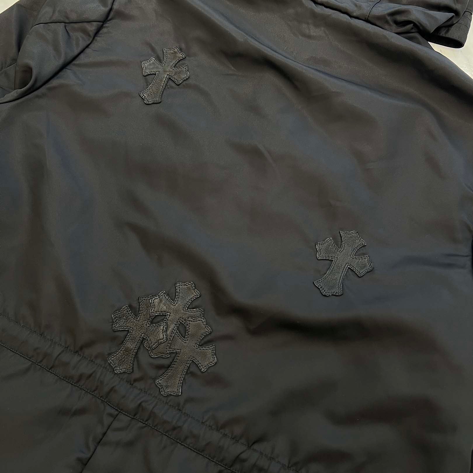 CHROME HEARTS Y NOT PUDDLES Cemetery Cross Leather Patch Zip Up Nylon Hooded Coat Size M クロムハーツ ワイノット パドルズ セメタリークロス レザーパッチ ジップアップ ナイロン フーデッド コート サイズM