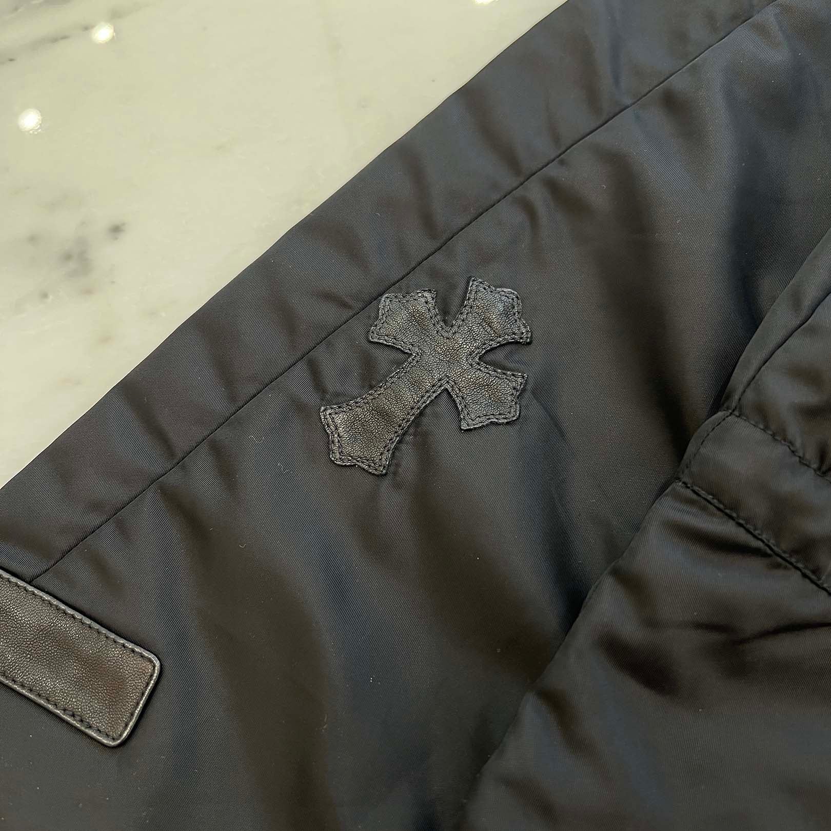 CHROME HEARTS Y NOT PUDDLES Cemetery Cross Leather Patch Zip Up Nylon Hooded Coat Size M クロムハーツ ワイノット パドルズ セメタリークロス レザーパッチ ジップアップ ナイロン フーデッド コート サイズM