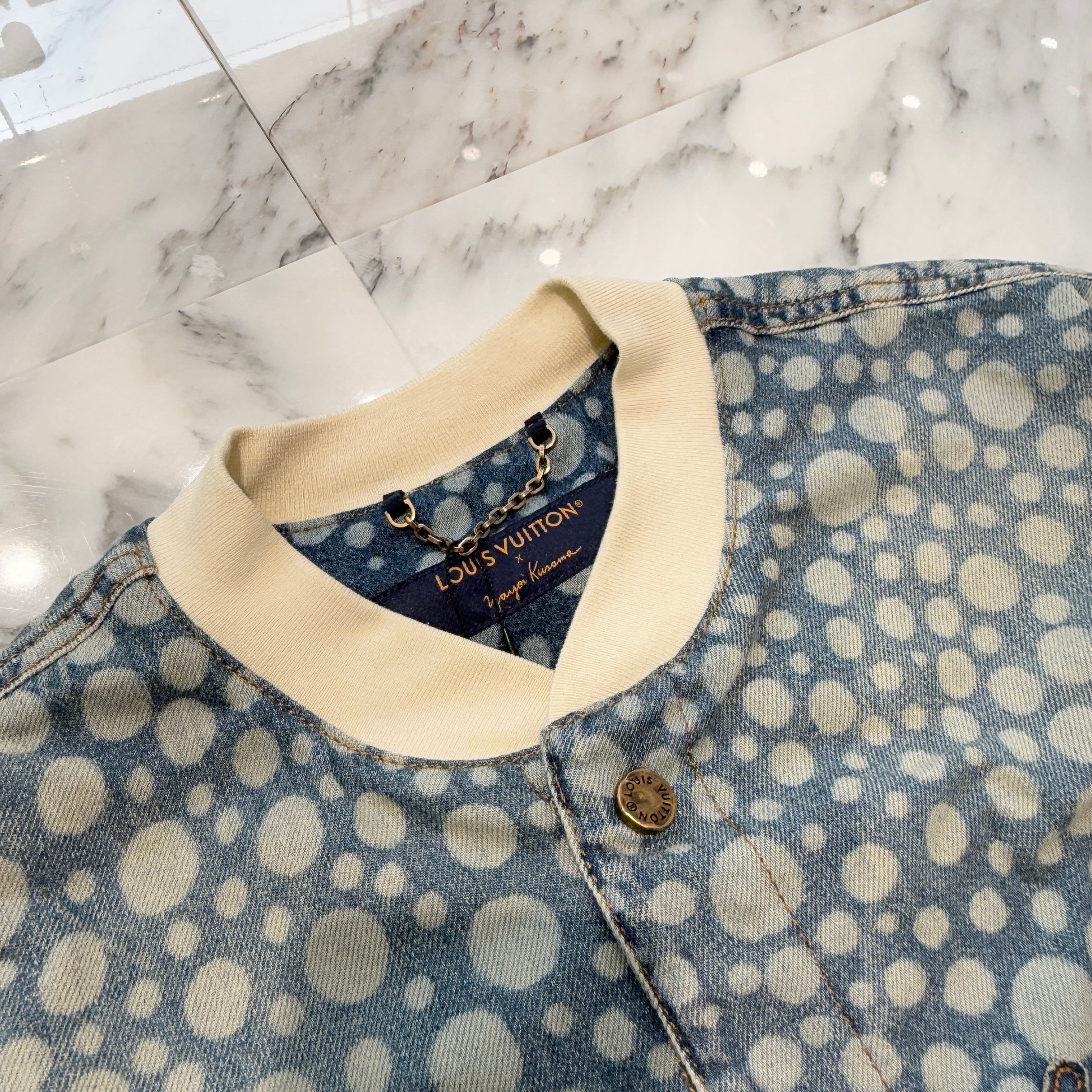 LOUIS VUITTON × YAYOI KUSAMA 2023AW Polka Dot Denim Shirt 1AB6O5 Size S ルイヴィトン × 草間彌生 ポルカドット デニムシャツ サイズS