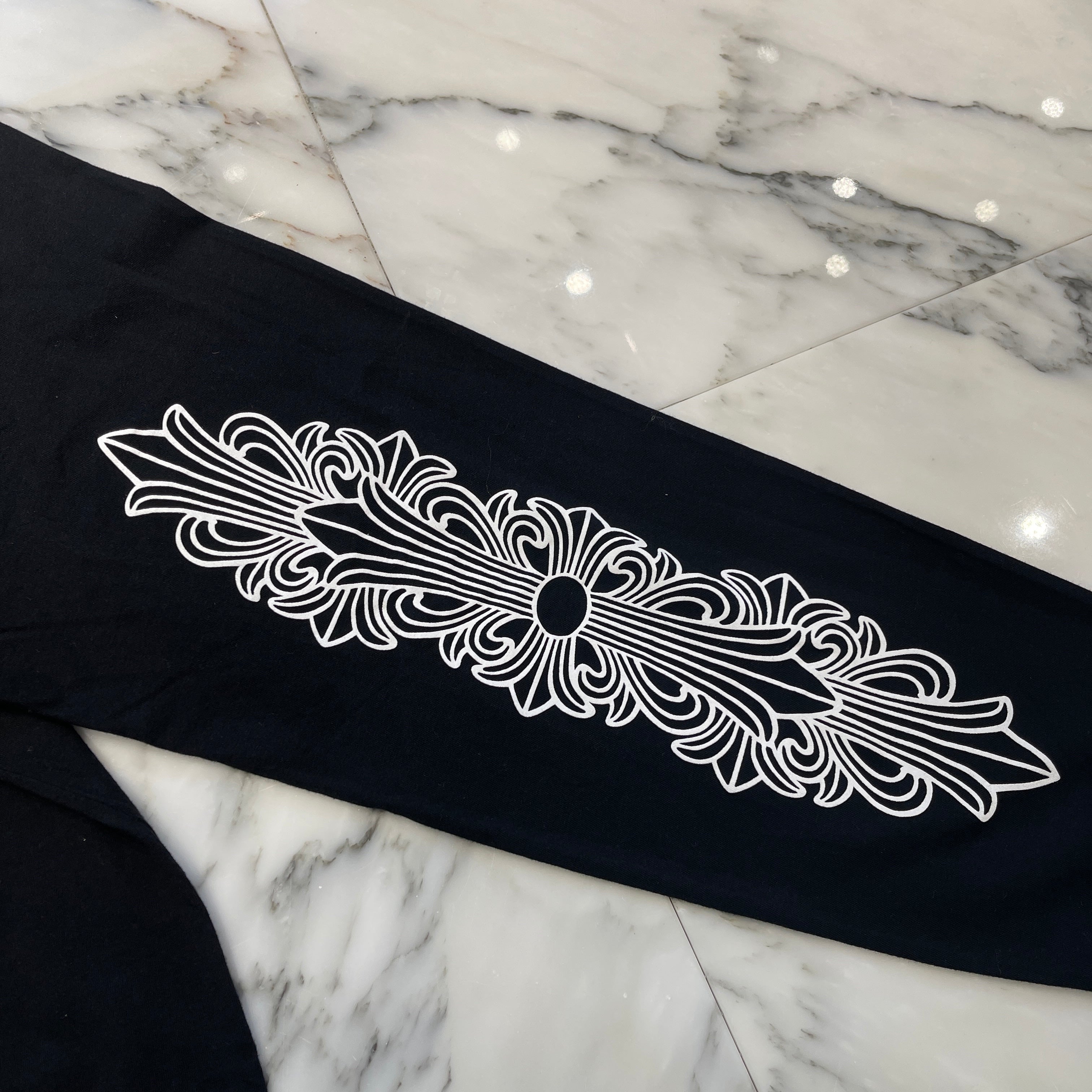 CHROME HEARTS TAIPEI Limited Horseshoe Long Sleeve Tee Size XL クロムハーツ 台北限定 ホースシューロングスリーブTシャツ サイズXL