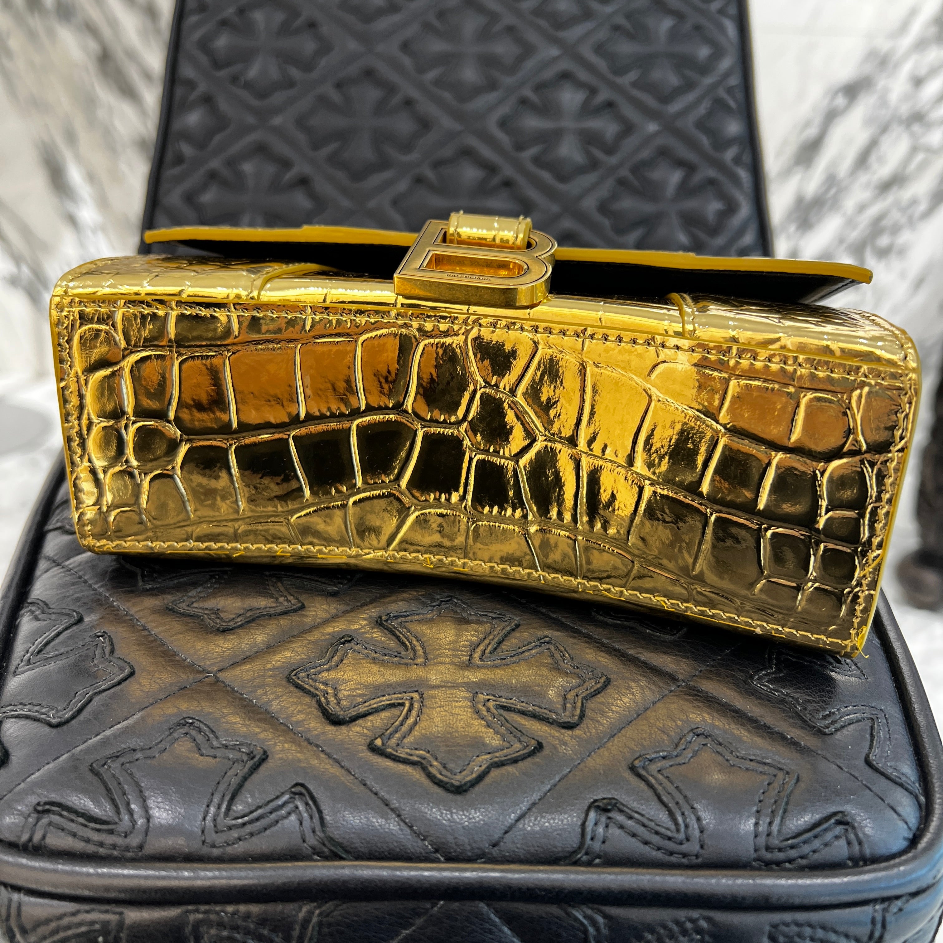 BALENCIAGA 2022SS Metallic Crocodile Embossed Calfskin Hourglass