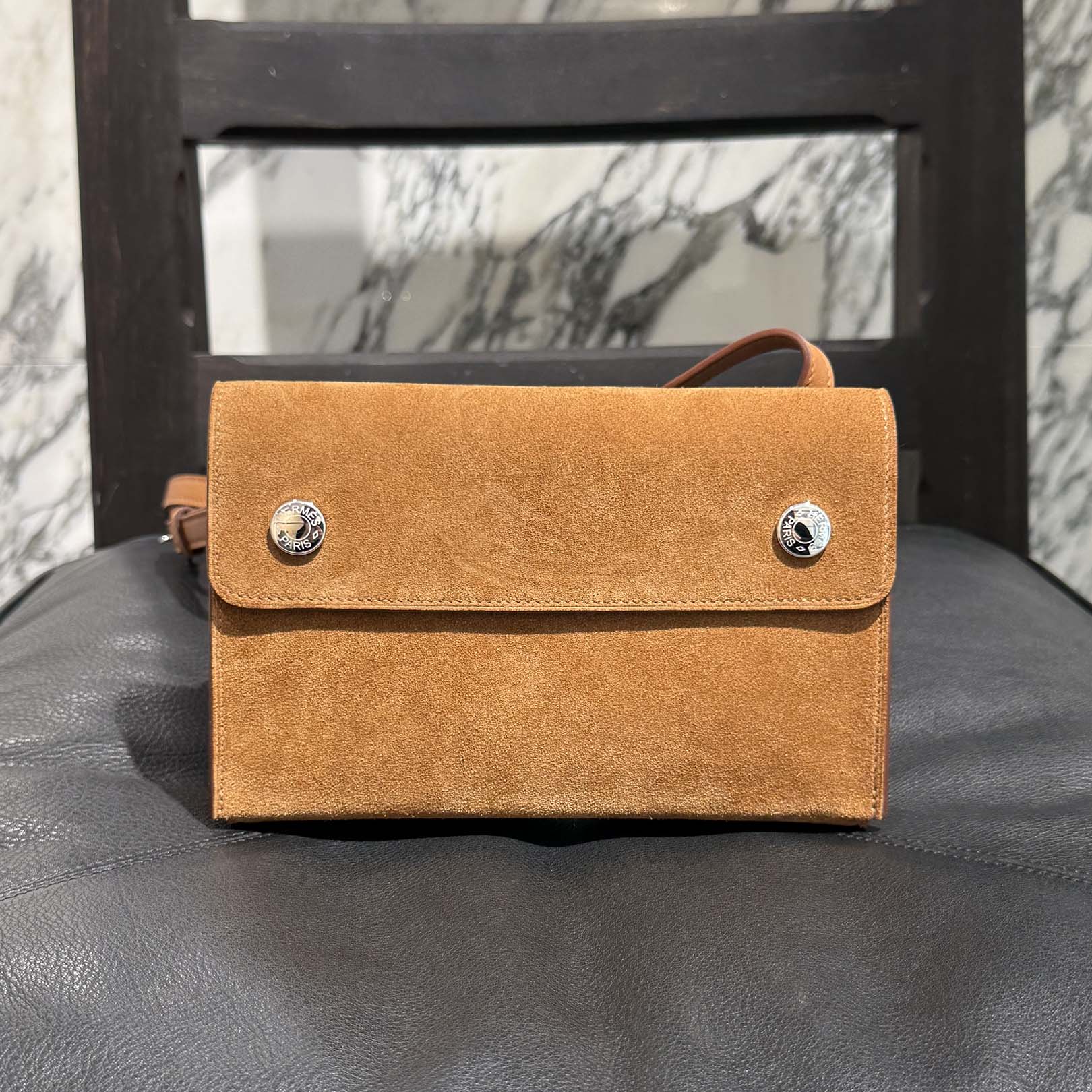 HERMES Hermès Nap To Go "SESAME" Leather Shoulder Wallet K刻印 エルメス エルメスナップ トゥーゴー "セサミ" レザーショルダーウォレット K刻印