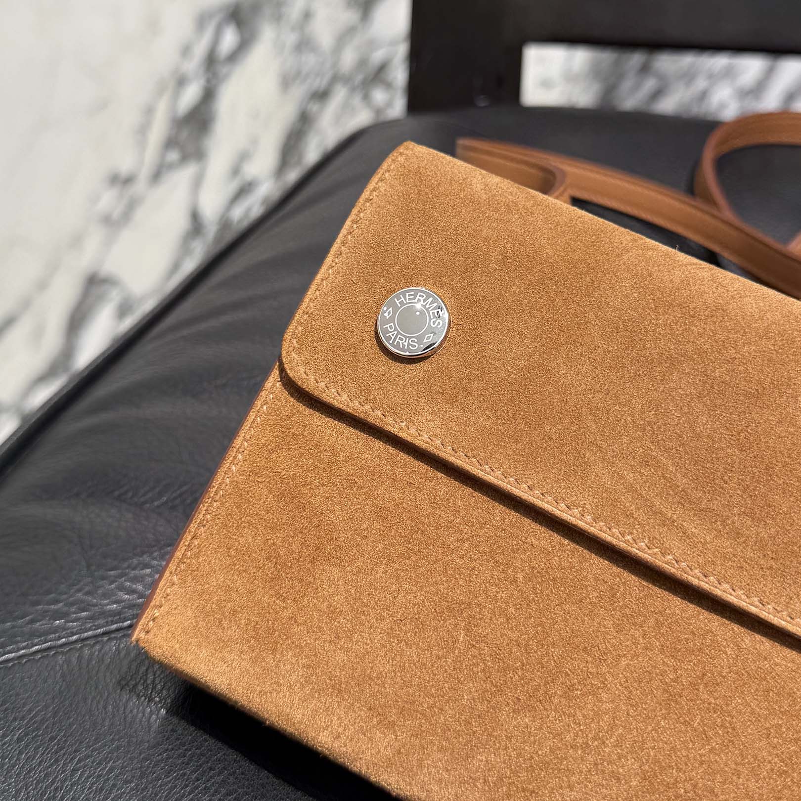 HERMES Hermès Nap To Go "SESAME" Leather Shoulder Wallet K刻印 エルメス エルメスナップ トゥーゴー "セサミ" レザーショルダーウォレット K刻印