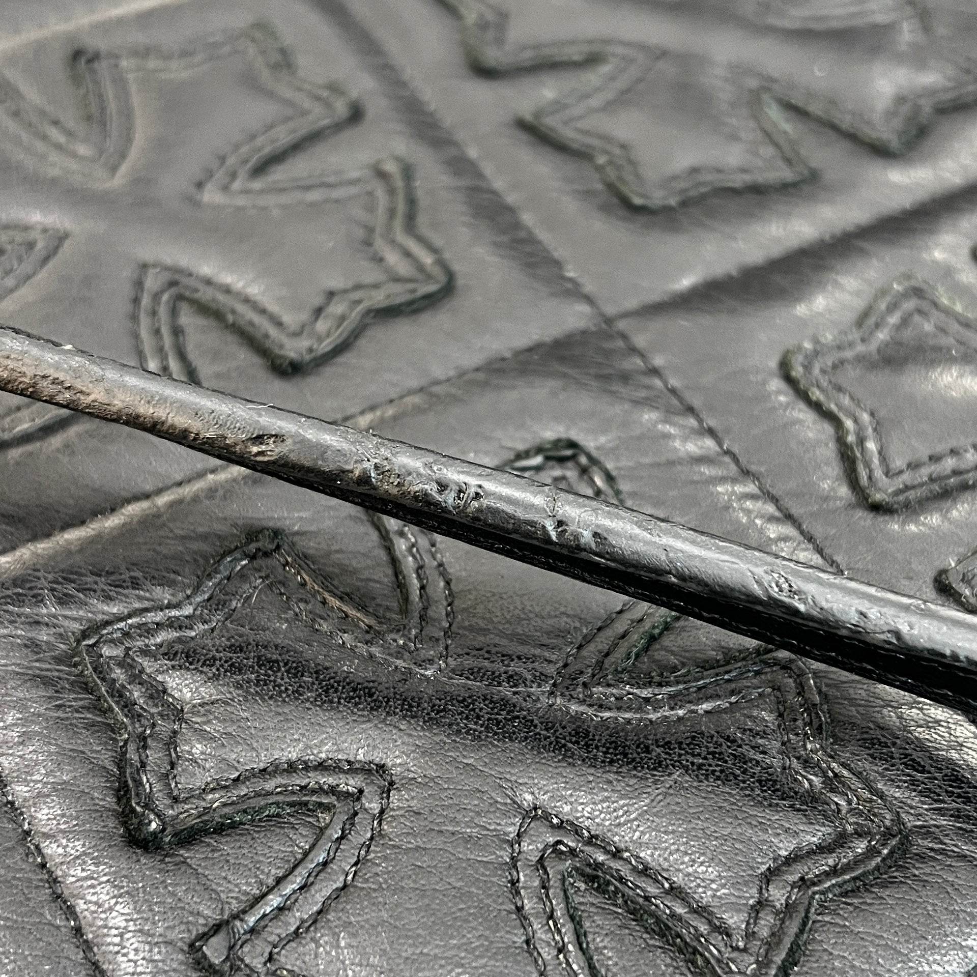 CHROME HEARTS CH Silver Cross Square Pocket Leather Shoulder Bag クロムハーツ CH シルバークロス スクエアポケット レザーショルダーバッグ