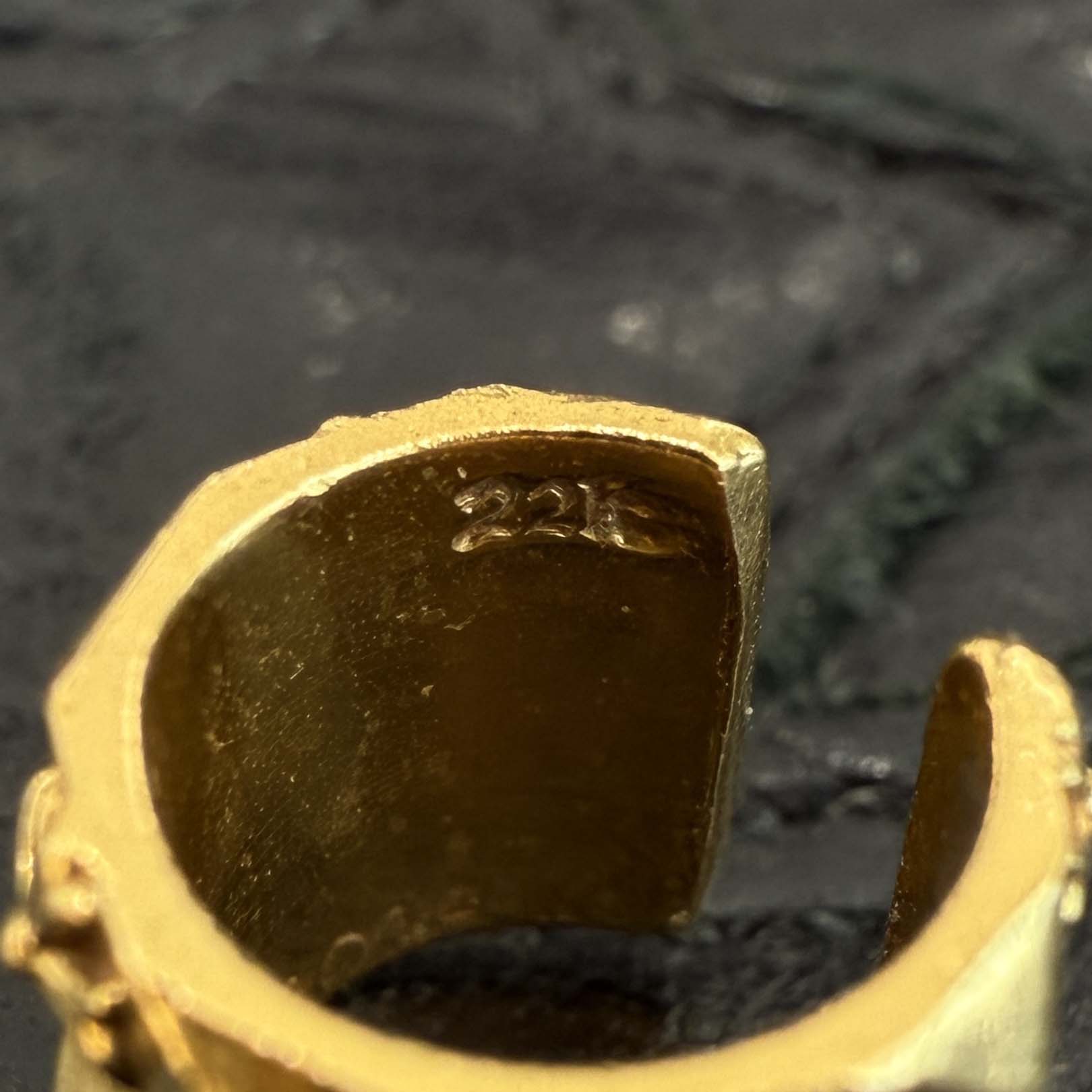 CHROME HEARTS 22K PYRAMID PLUS Ear Cuff クロムハーツ 22K ピラミッドプラス イヤーカフ