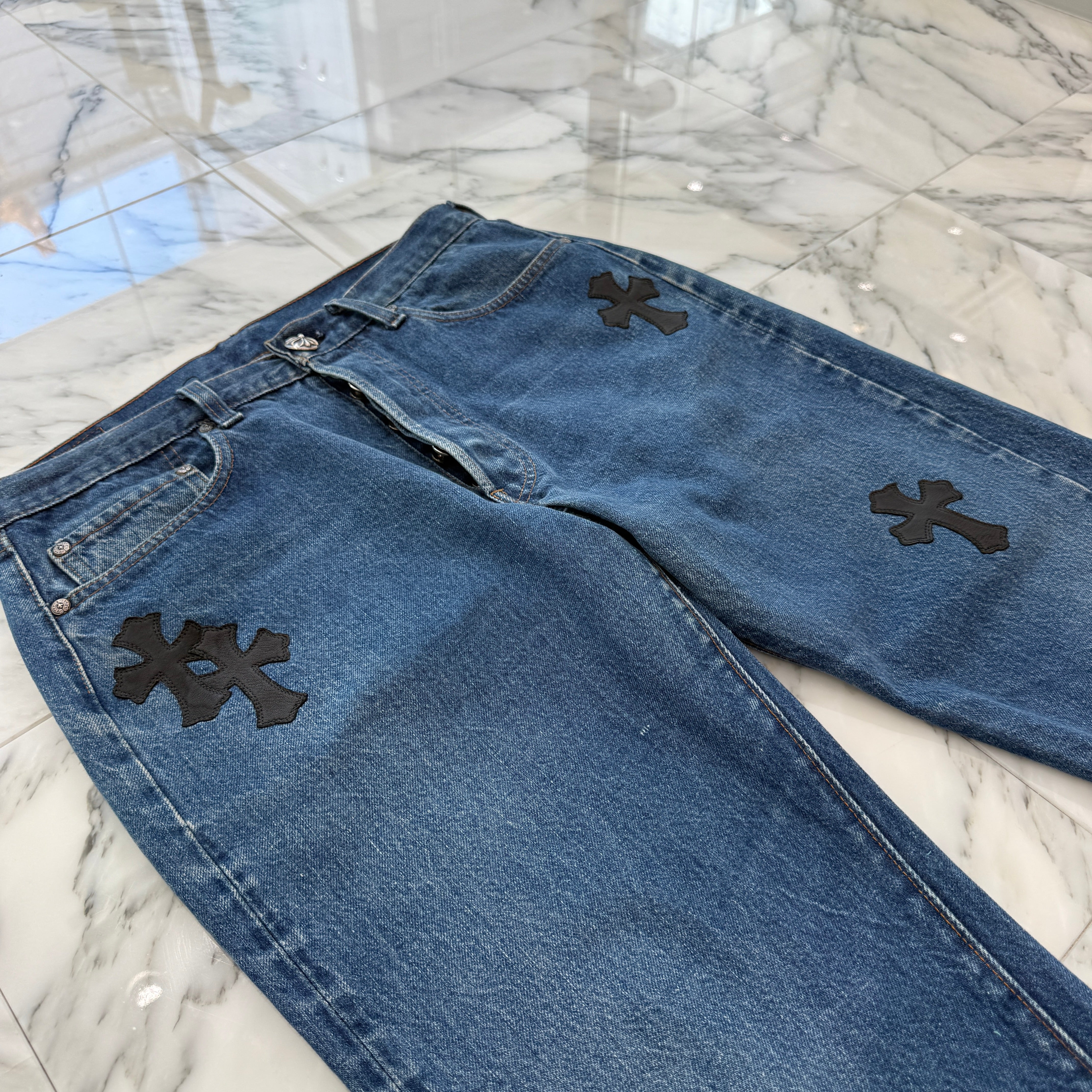 CHROME HEARTS × Levi's Body VNTG Cross Leather Patch Jeans Size 30 クロムハーツ × リーバイスボディ ヴィンテージ クロスレザーパッチ ジーンズ デニムパンツ サイズ30
