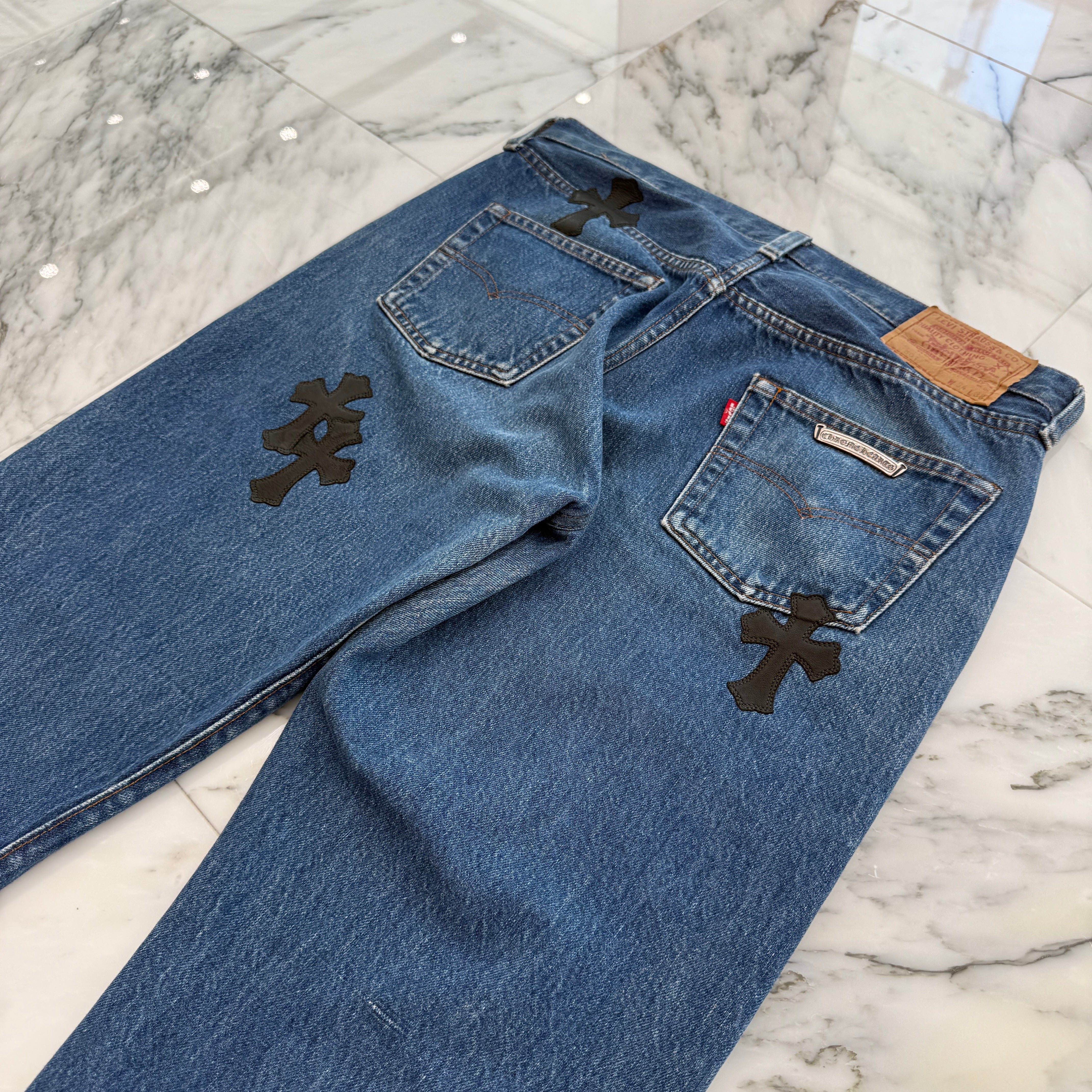 CHROME HEARTS × Levi's Body VNTG Cross Leather Patch Jeans Size 30 クロムハーツ × リーバイスボディ ヴィンテージ クロスレザーパッチ ジーンズ デニムパンツ サイズ30