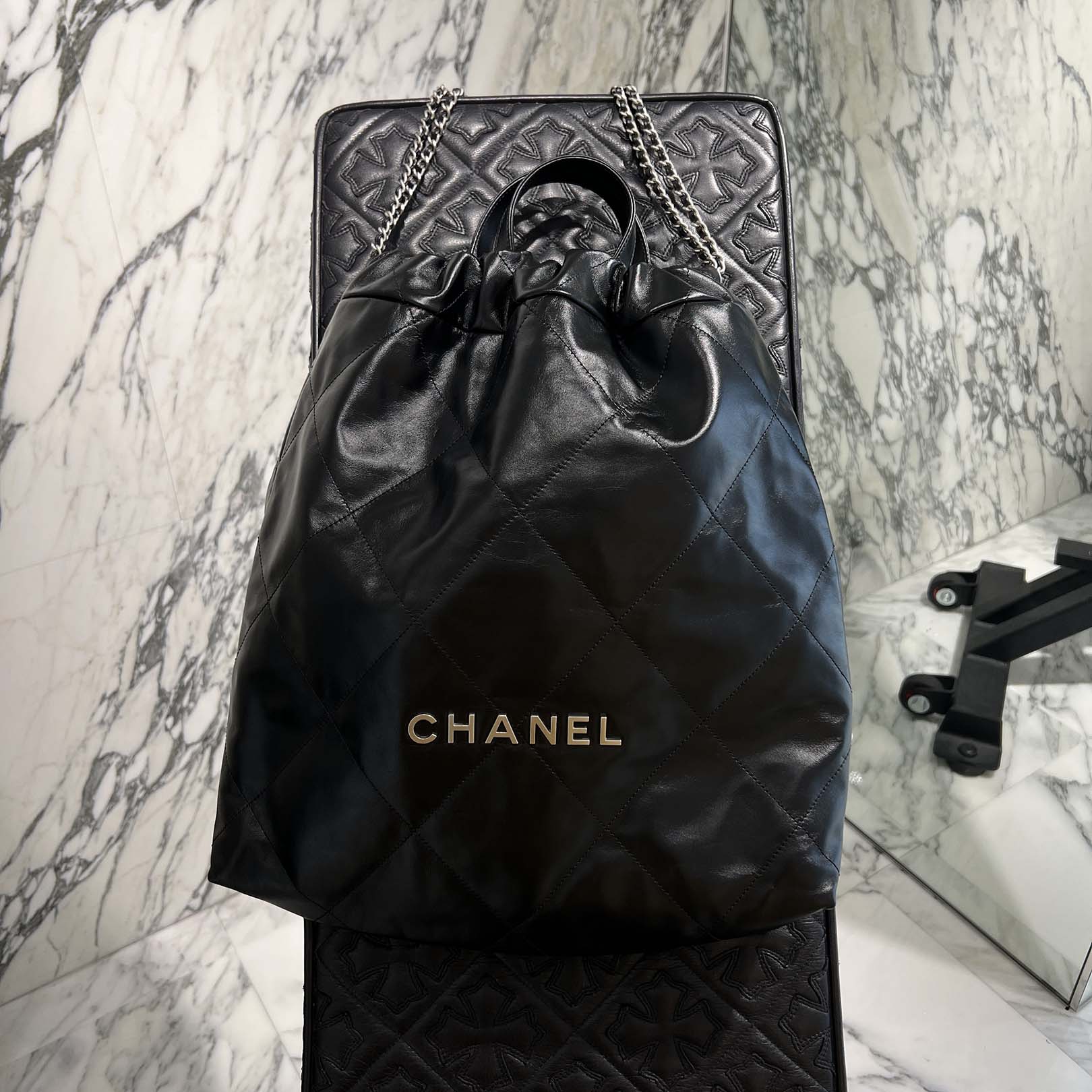 CHANEL 22 Small Shiny Calf Leather Chain Back Pack シャネル 22