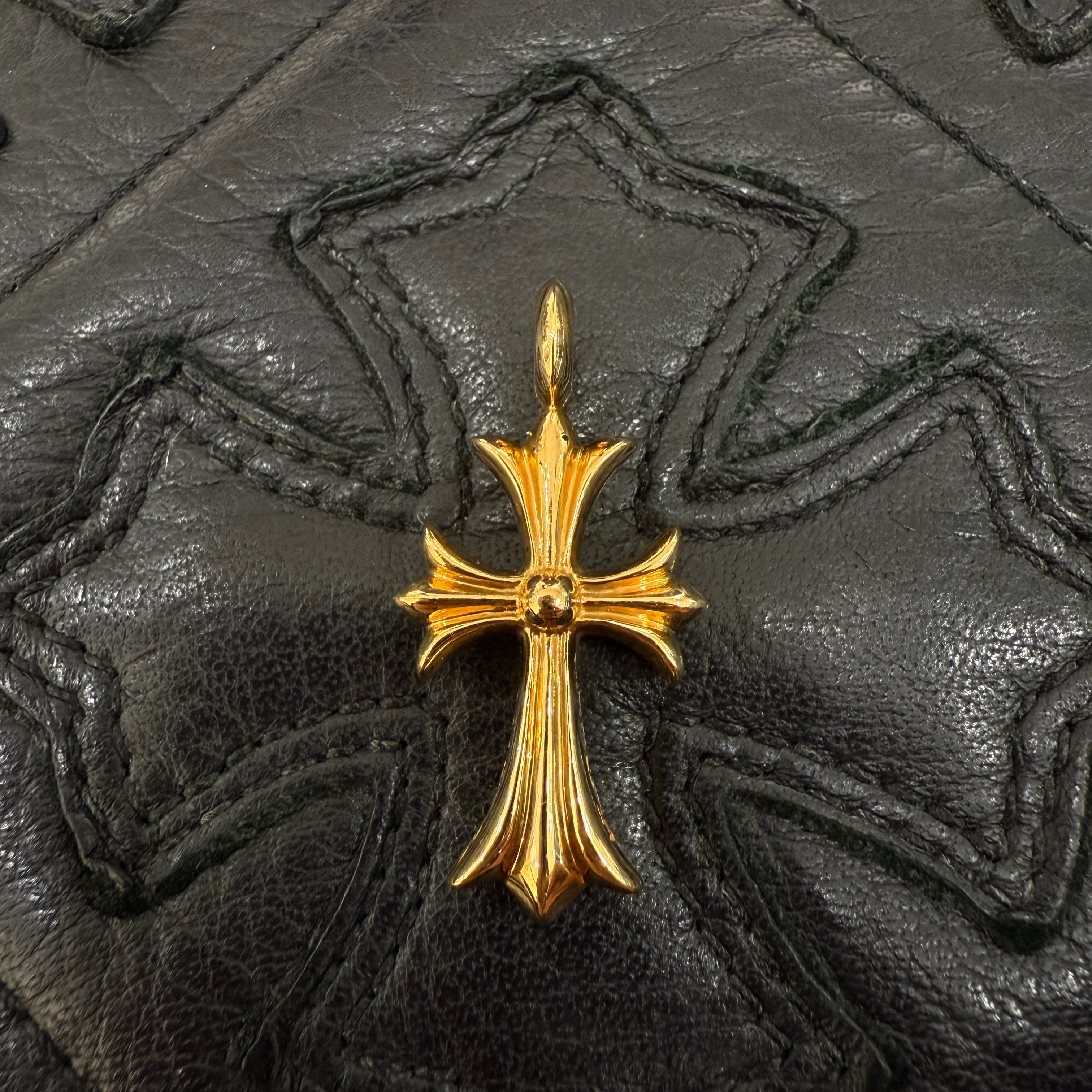 CHROME HEARTS 22K Tiny Fat Cross Pave Diamond Pendant Top クロムハーツ 22K タイニーファットクロス パヴェダイヤモンド ペンダントトップ