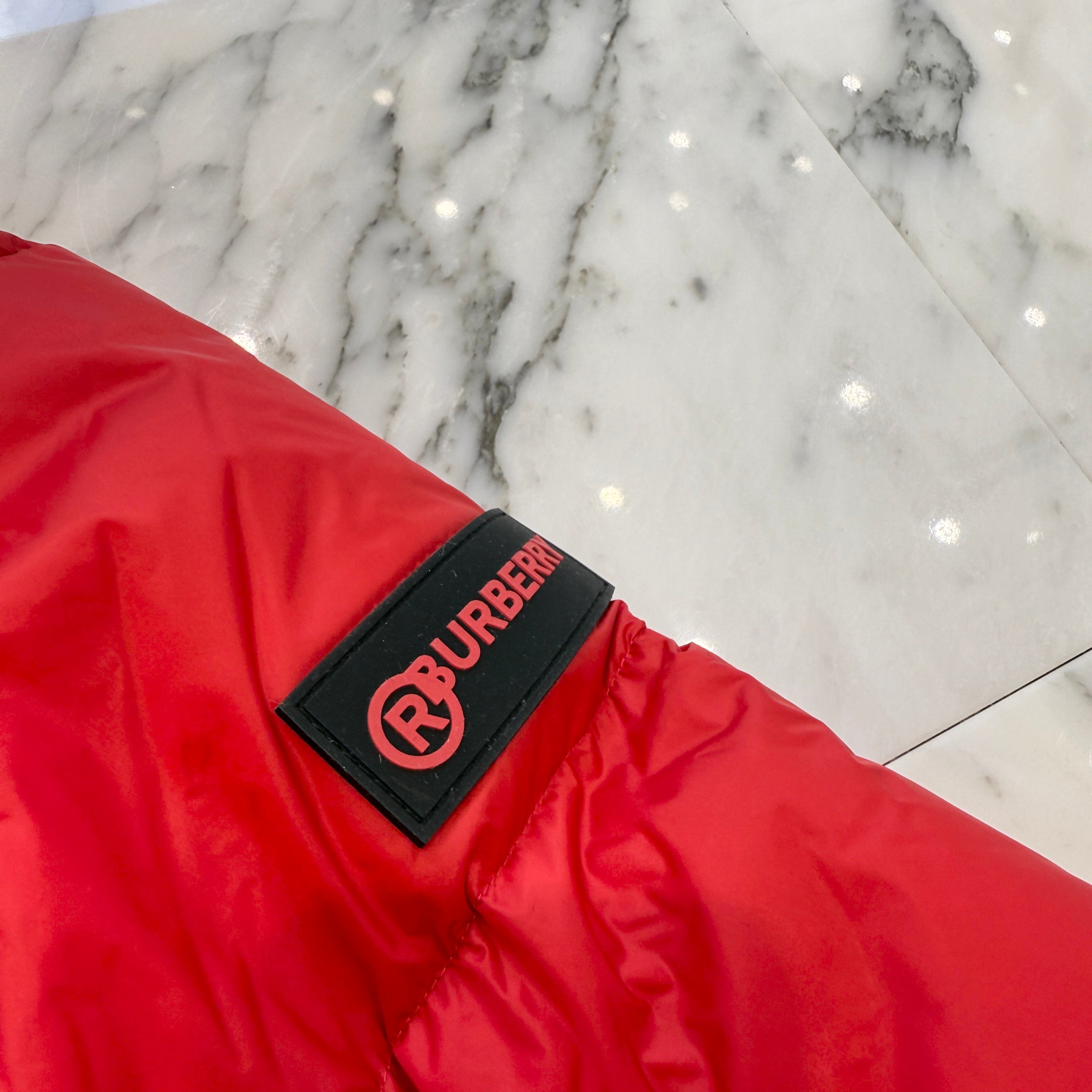 BURBERRY Rubber Logo Patch Down Jacket 8021685 69F Size L バーバリー ラバーロゴパッチ ダウンジャケット サイズL