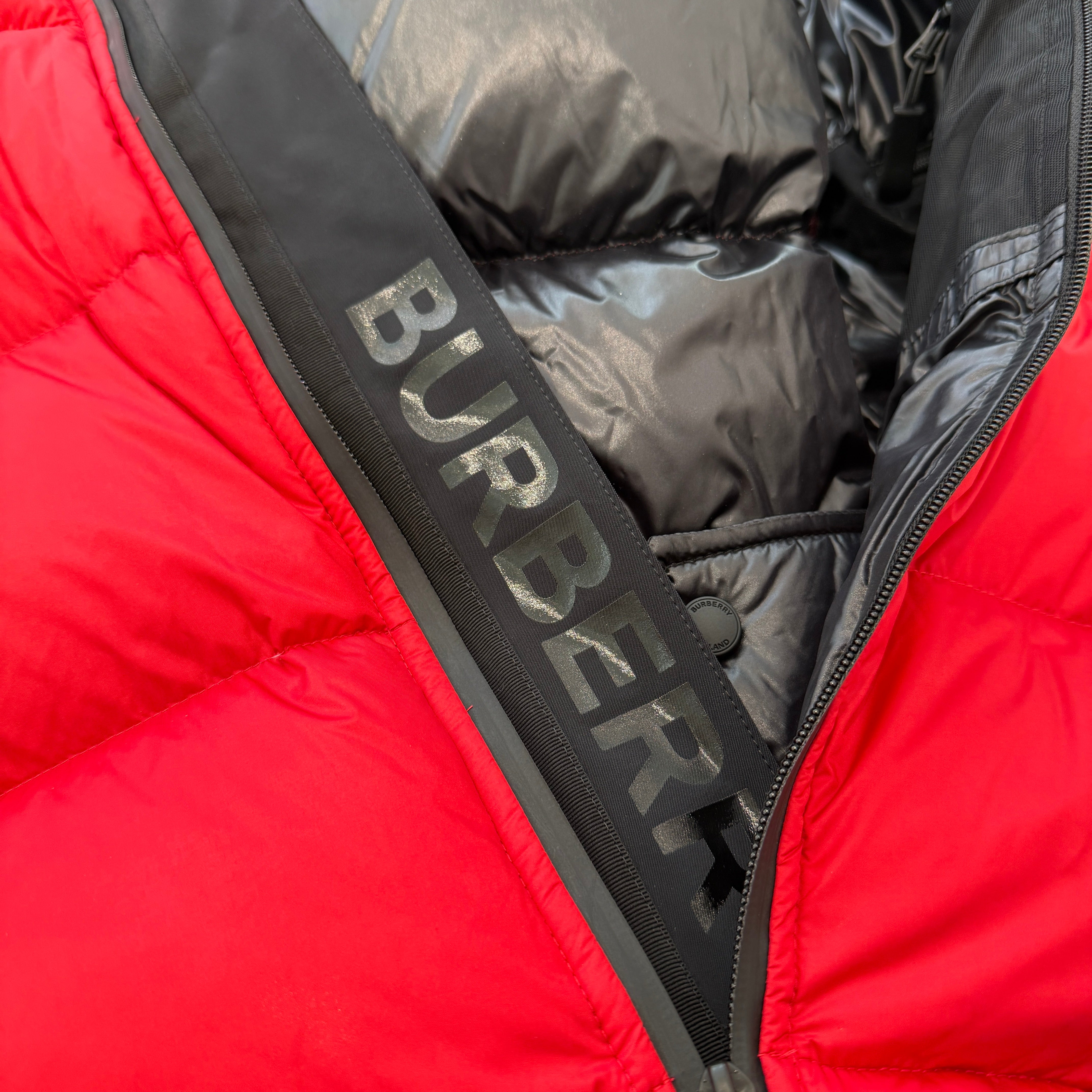 BURBERRY Rubber Logo Patch Down Jacket 8021685 69F Size L バーバリー ラバーロゴパッチ ダウンジャケット サイズL