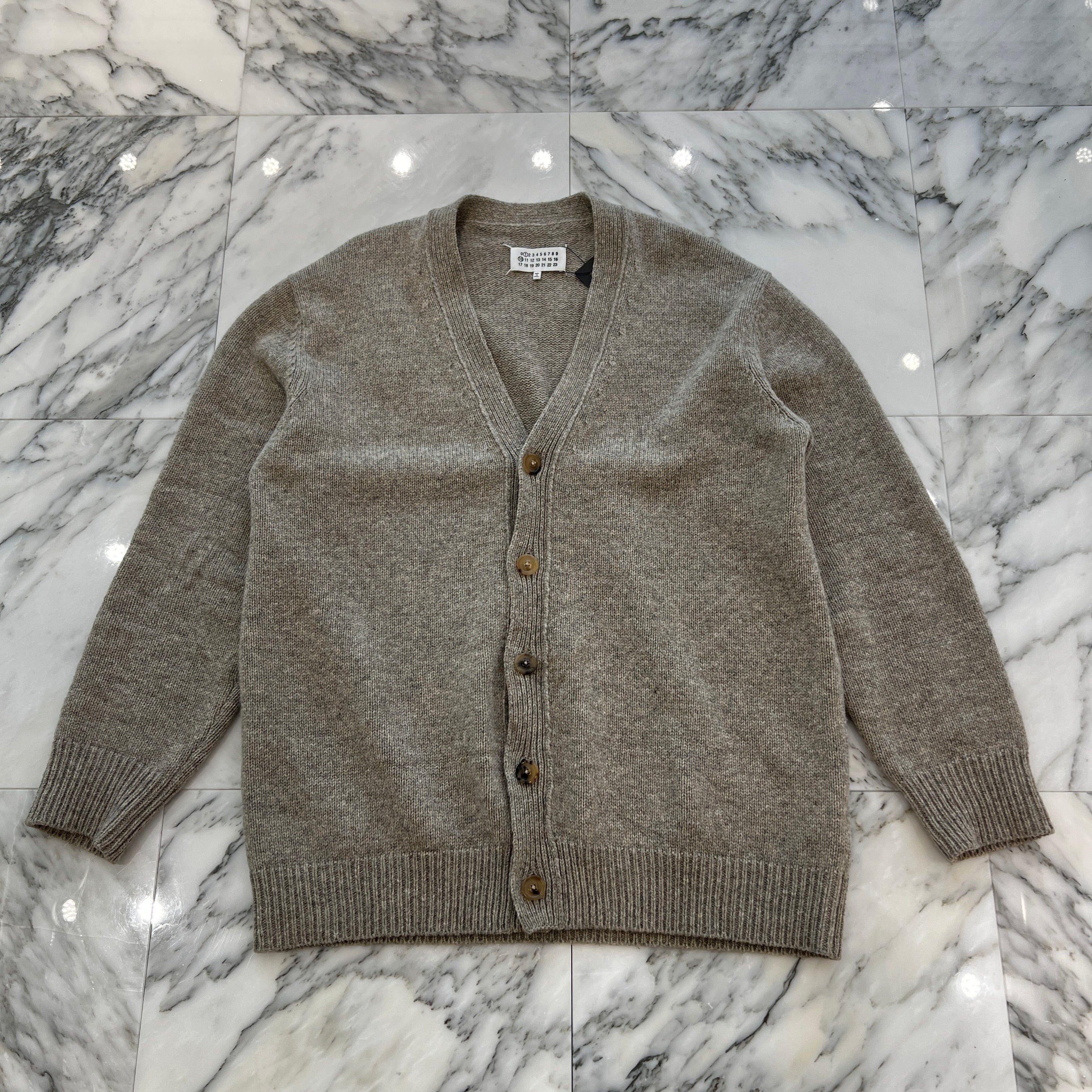 Maison Margiela V Neck Wool Cardigan S50HP0016 M13059 Size M メゾンマルジェラ Vネックウールカーディガン サイズM