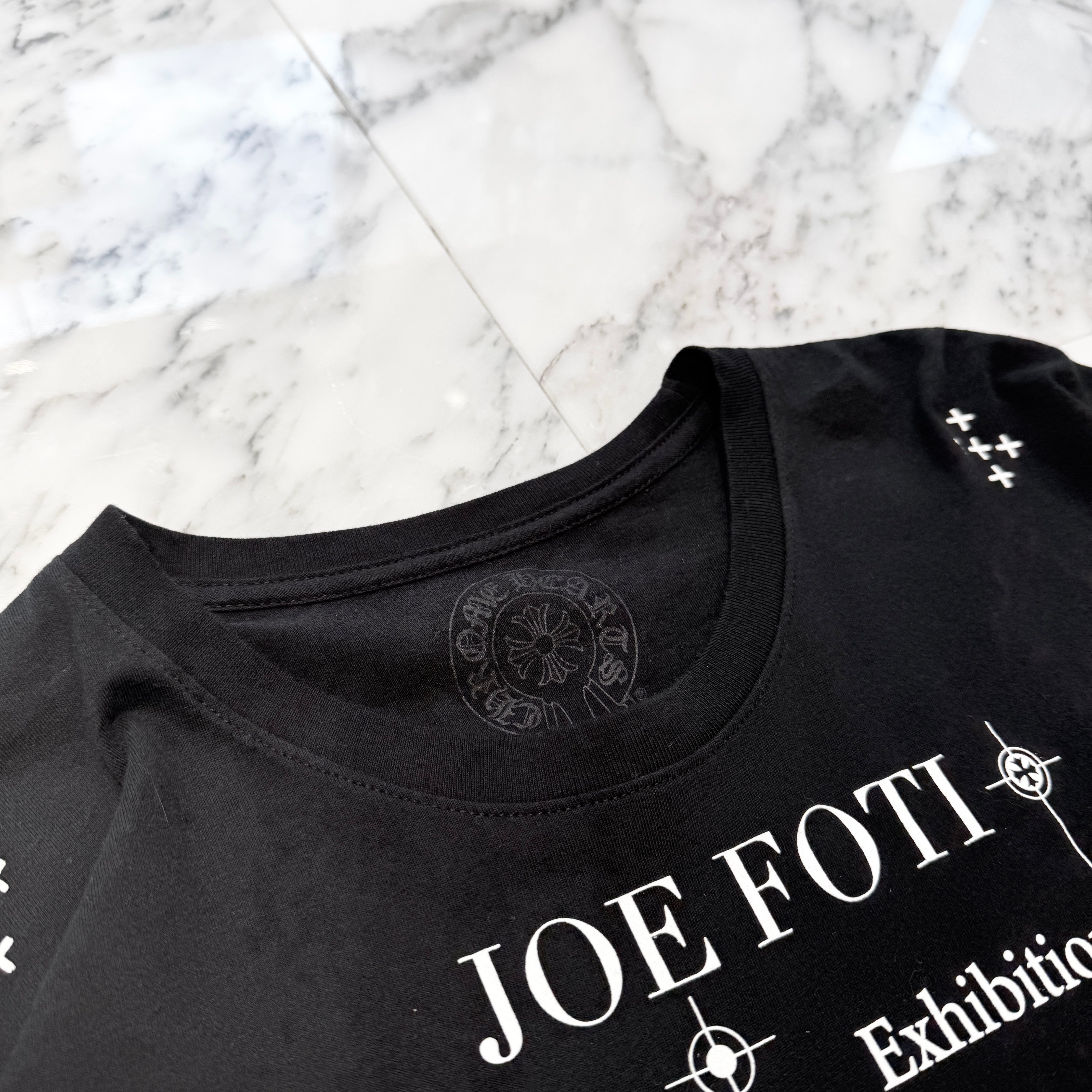 CHROME HEARTS 2022SS JOE FOTI Limited Exhibition Graphic Print Tee Size XL クロムハーツ ジョーフォティ リミテッド エキシビジョン グラフィック プリント Tシャツ サイズXL