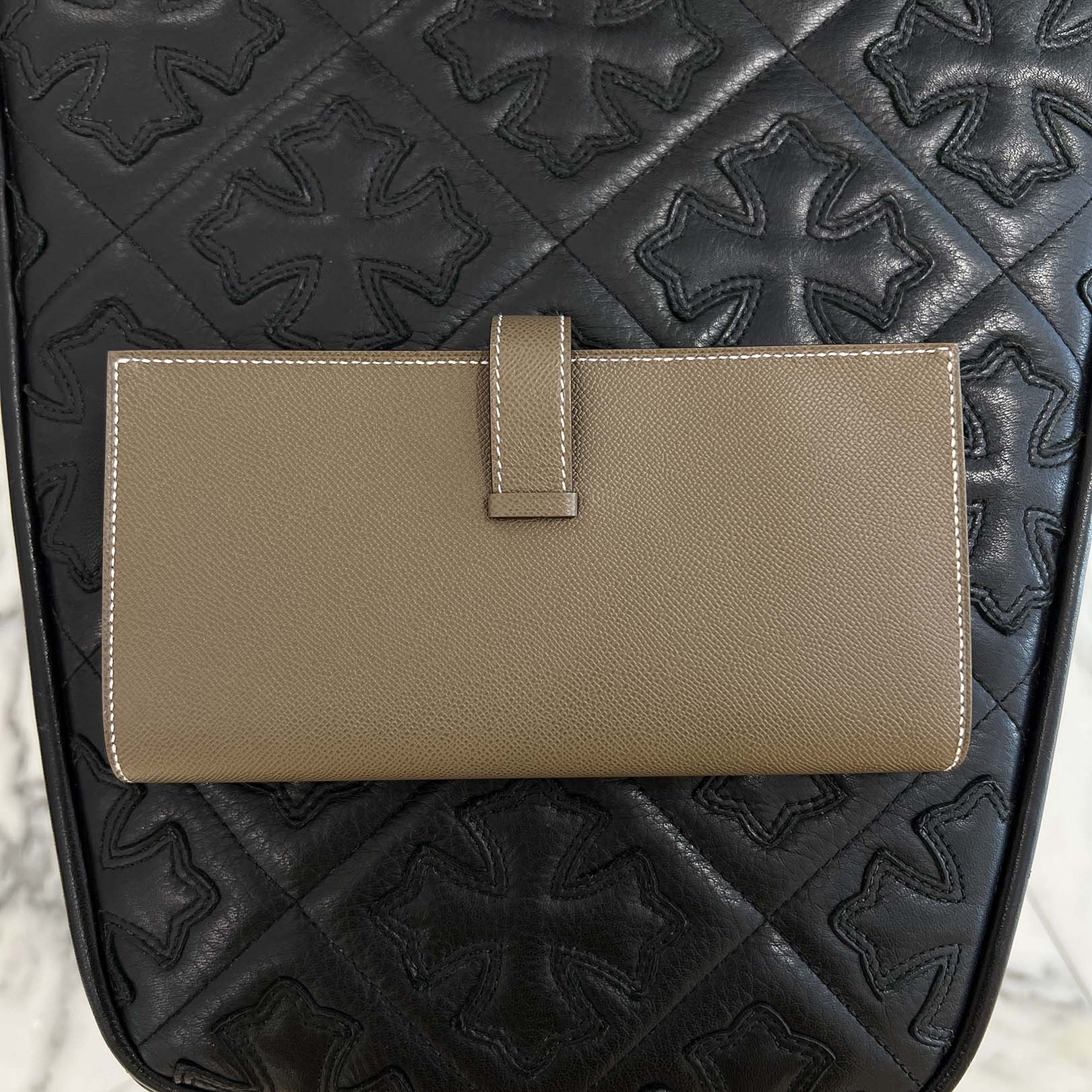 HERMES Bearn Soufflet ”Etoupe” Leather Wallet K刻印 エルメス ベアンスフレ ”エトゥープ” レザーウォレット K刻印