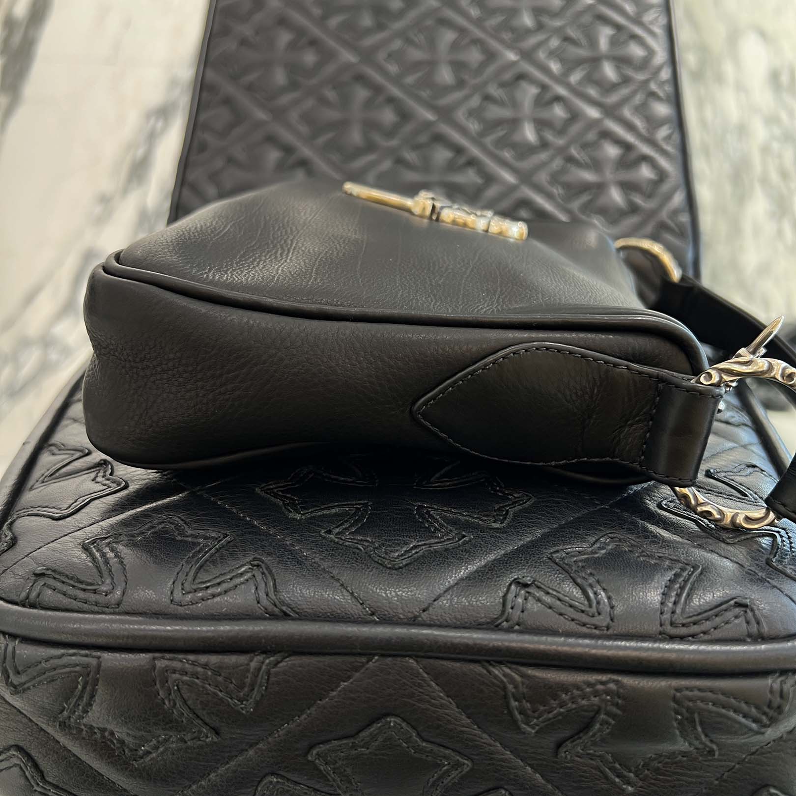 CHROME HEARTS CHICKEN NUGGET Small Leather Shoulder Bag クロムハーツ チキンナゲット スモールレザー ショルダーバッグ