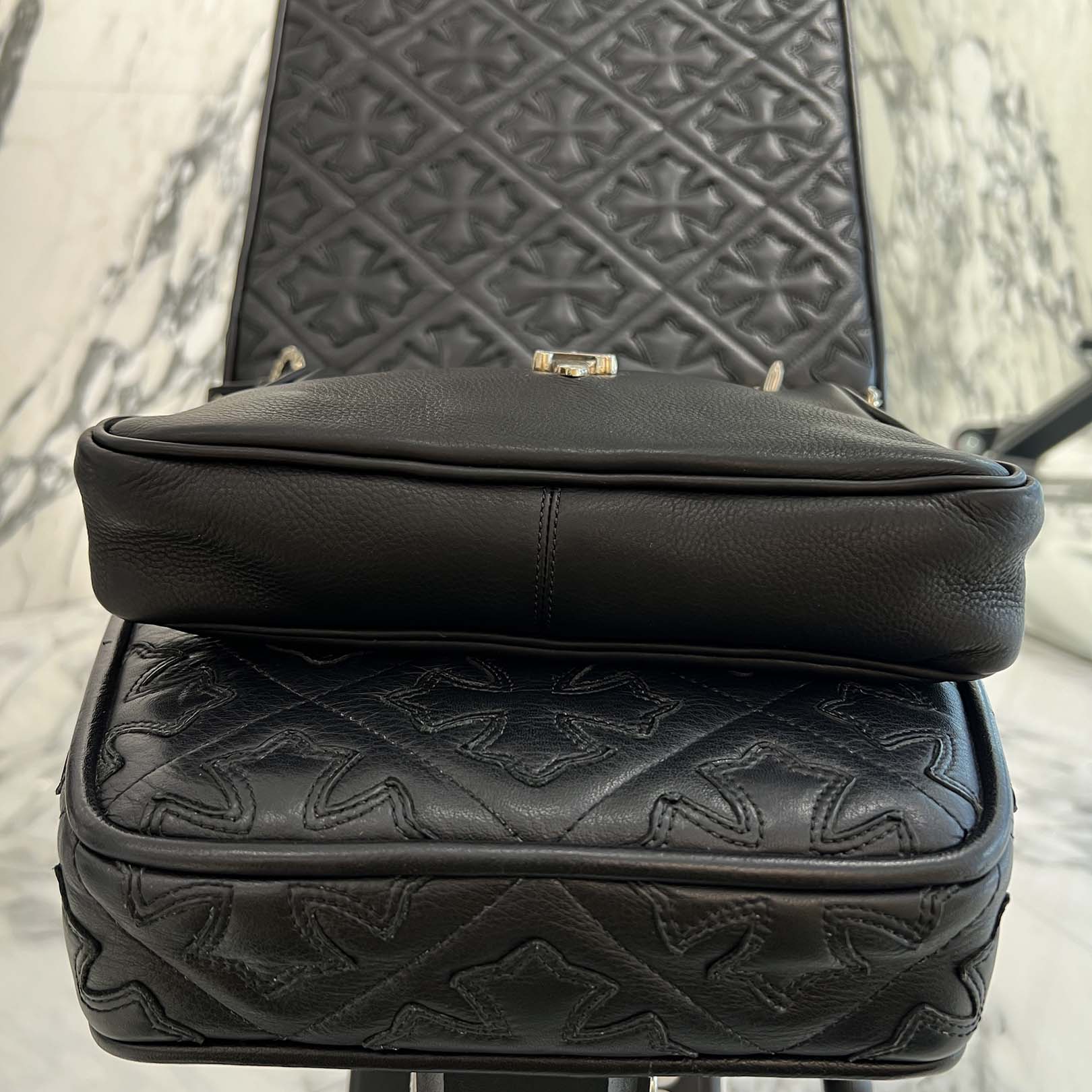 CHROME HEARTS CHICKEN NUGGET Small Leather Shoulder Bag クロムハーツ チキンナゲット スモールレザー ショルダーバッグ