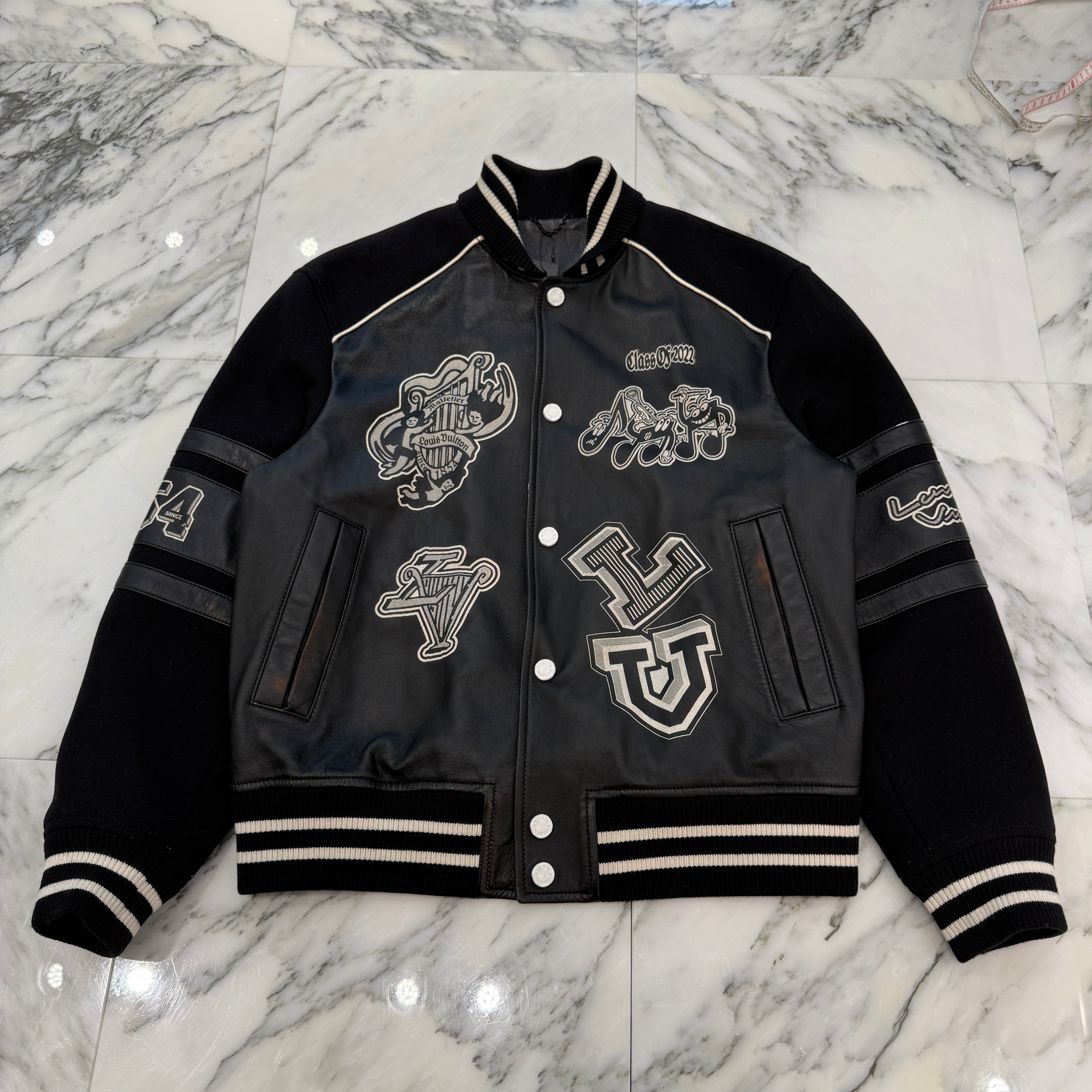 LOUIS VUITTON 2023SS Multi Logo Leather Stadium Jacket HOL07E Size 50 ルイヴィトン マルチロゴ レザー スタジアム ジャケット サイズ50