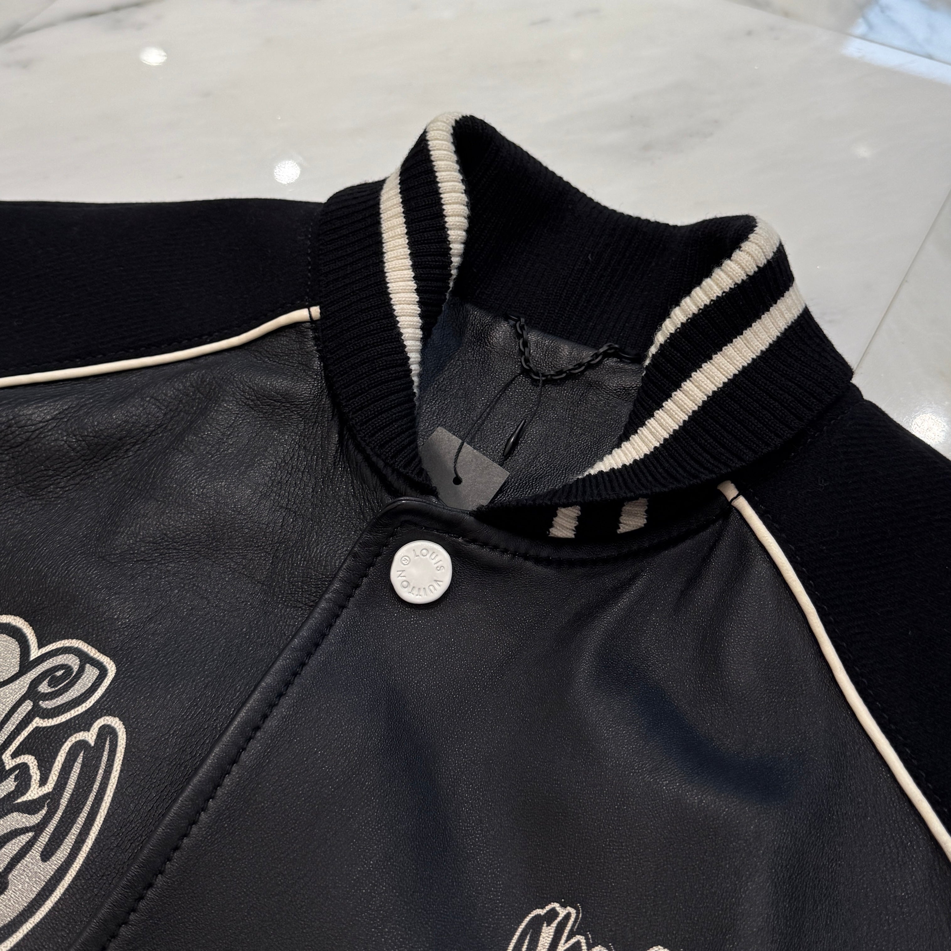 LOUIS VUITTON 2023SS Multi Logo Leather Stadium Jacket HOL07E Size 50 ルイヴィトン マルチロゴ レザー スタジアム ジャケット サイズ50