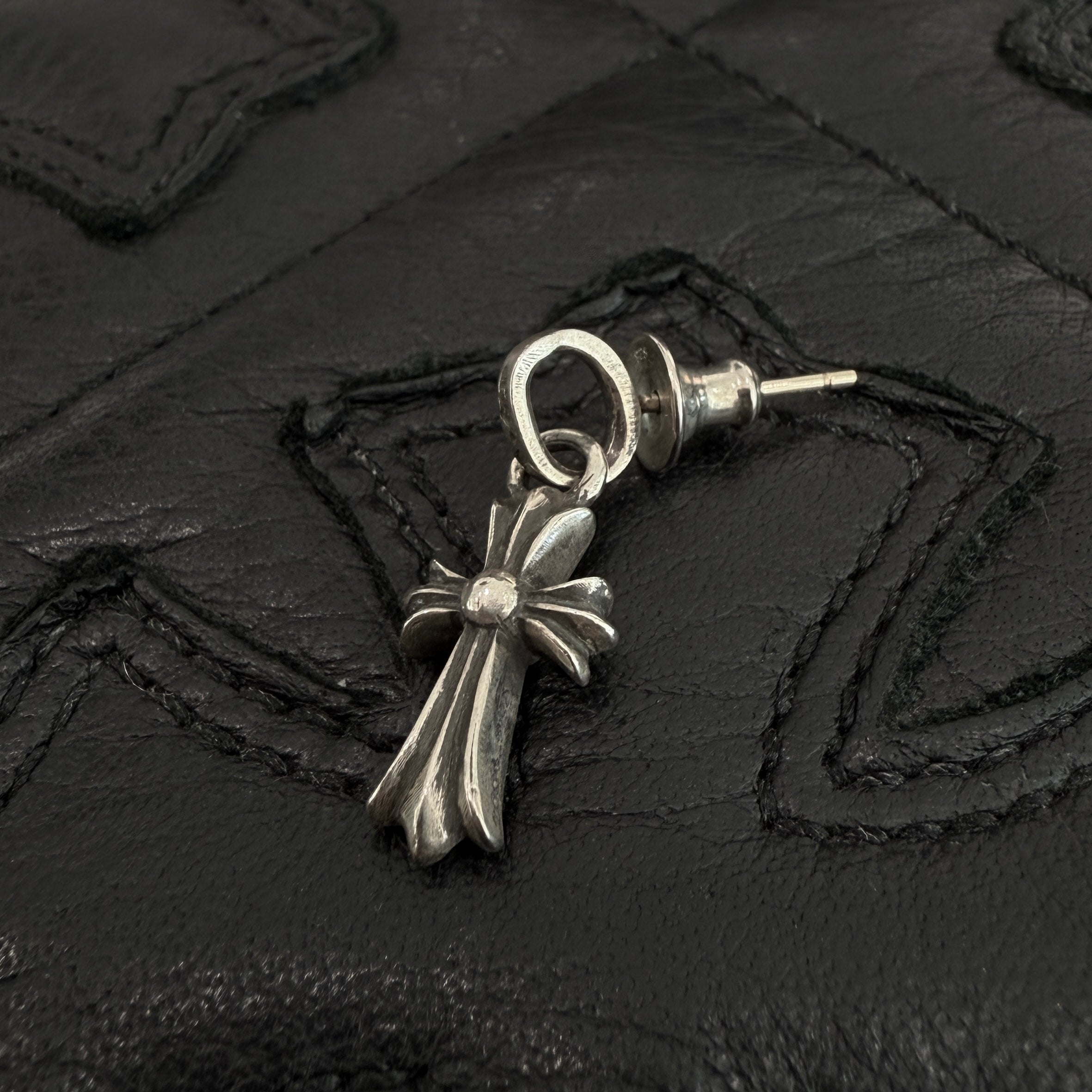 CHROME HEARTS クロムハーツ ベビーファットクロス ピアス UA購入 CHROME HEARTS クロムハーツ ベビーファットクロス ピアス UA購入