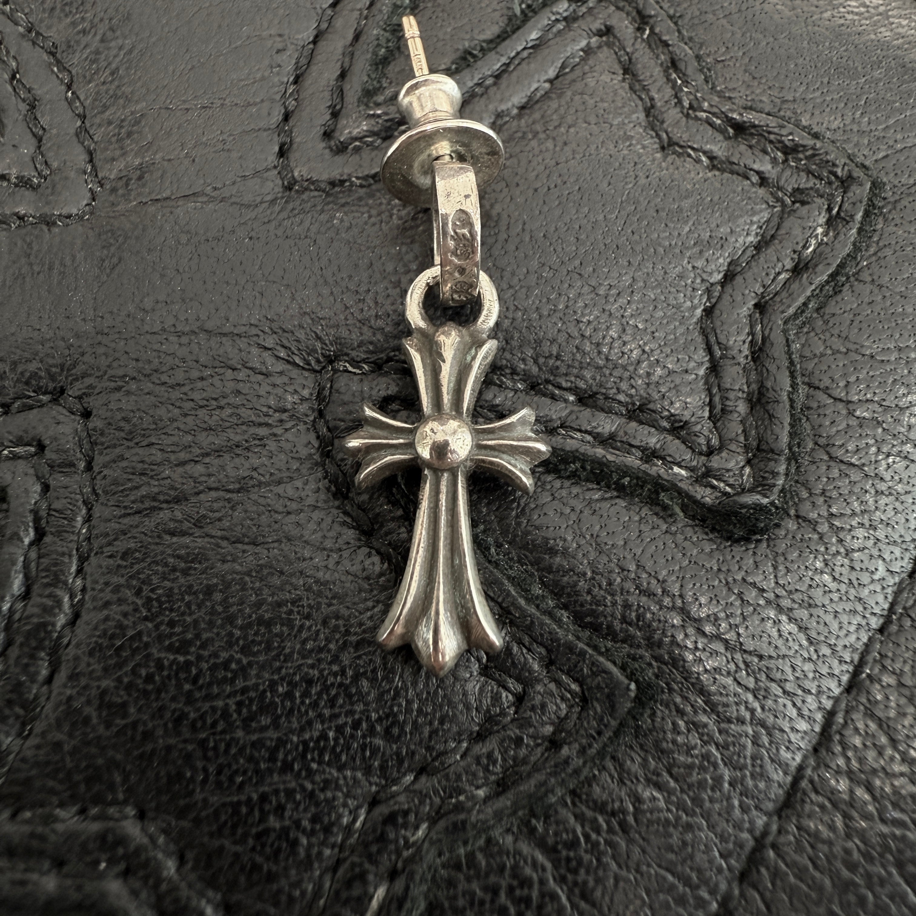 CHROME HEARTS BABY FAT CROSS Earring クロムハーツ ベイビーファットクロス ピアス