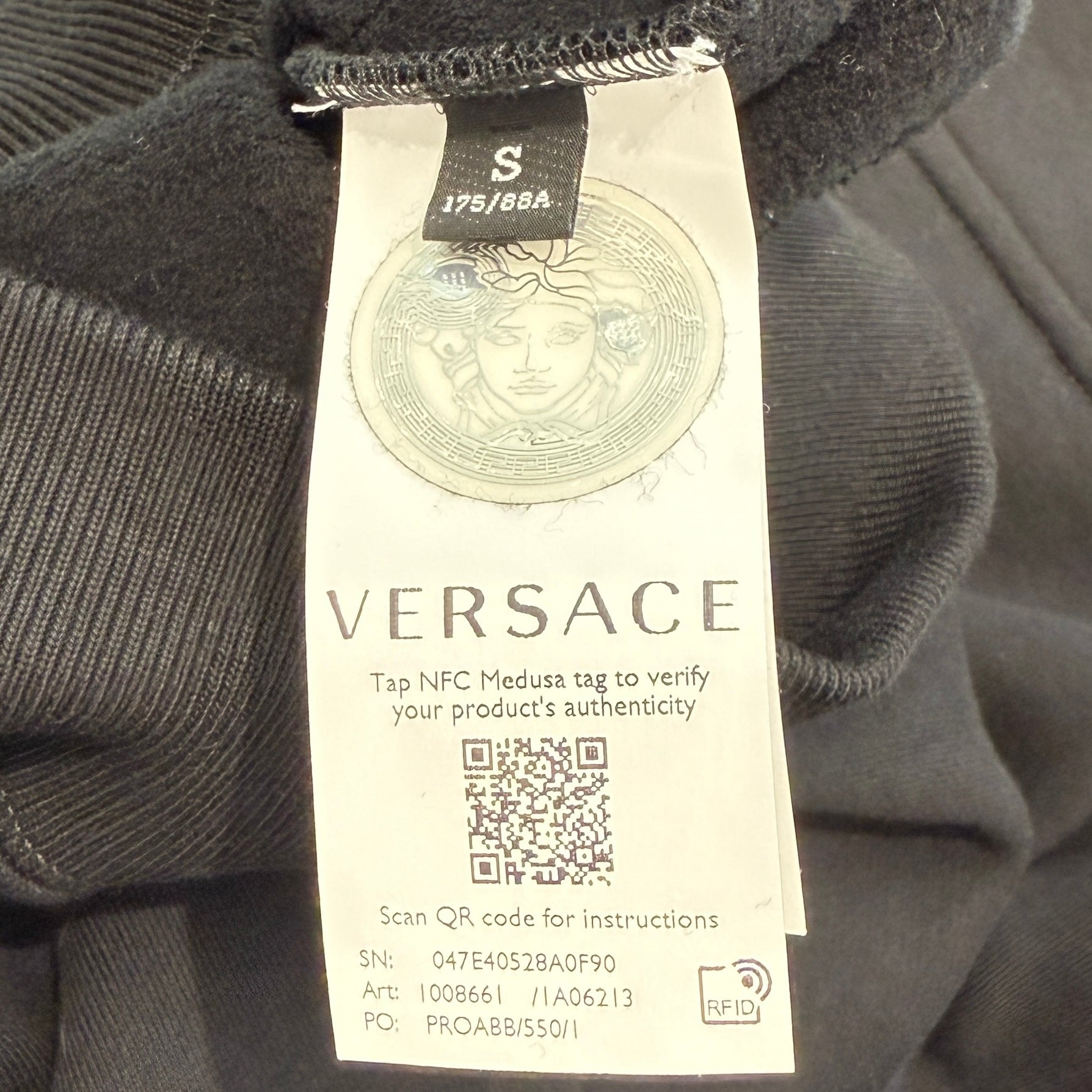VERSACE 2024AW La Medusa Clip Pullover Hoodie 1008661-1A06213 Size S ヴェルサーチェ ラ メドゥーサ クリップ プルオーバーフーディ サイズS