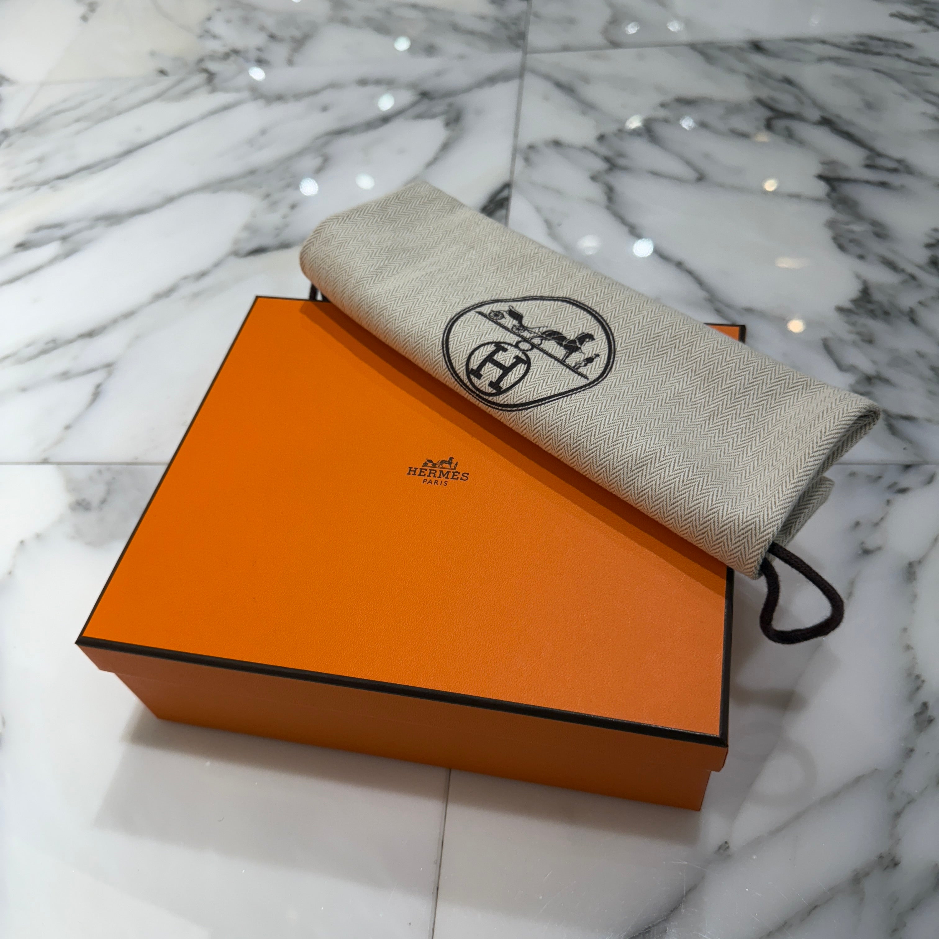 HERMES Evelyn Amazon TPM "Etoupe" B刻印 エルメス エブリン アマゾン TPM "エトゥープ" レザーショルダーバッグ B刻印