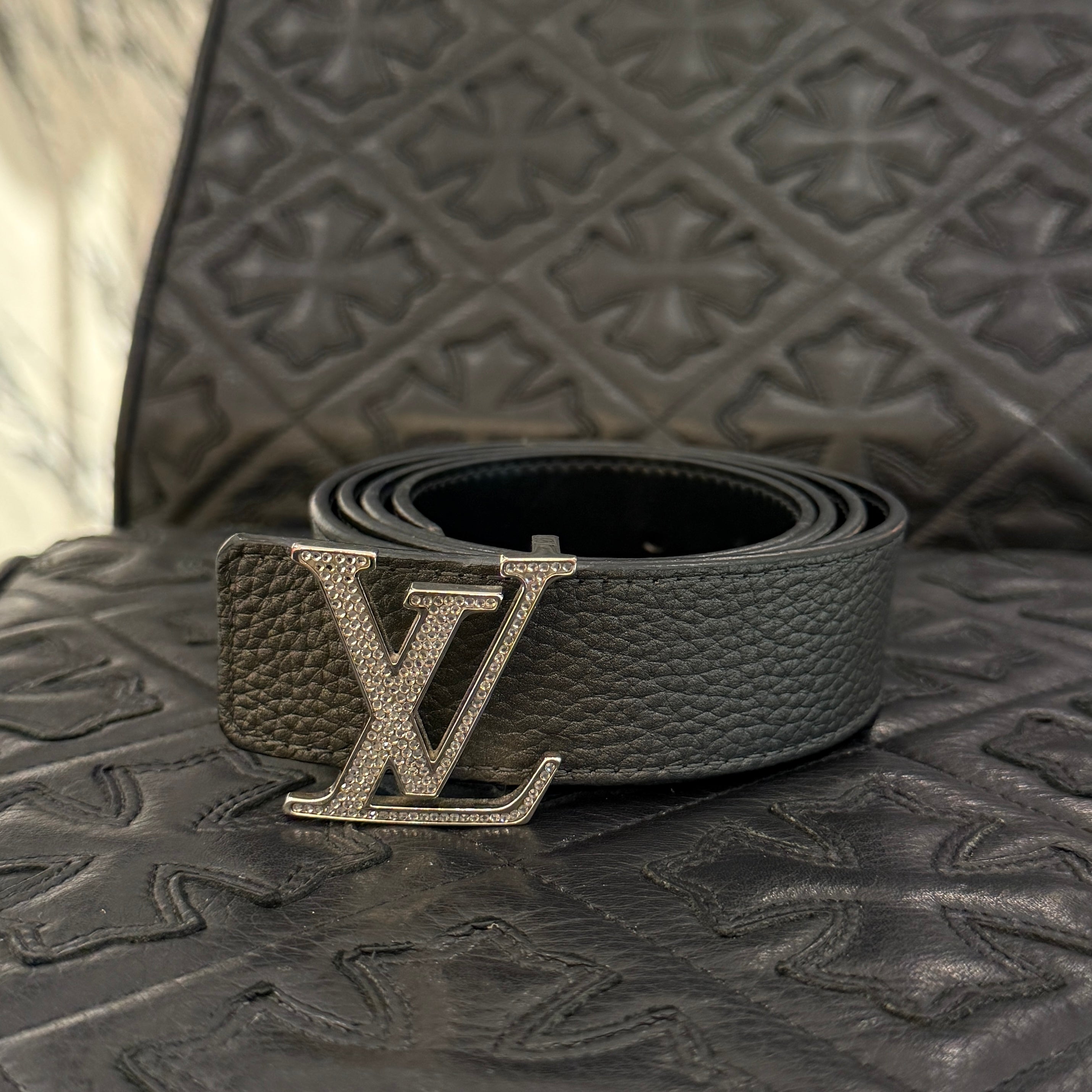 LOUIS VUITTON Rhinestone LV Initial Buckle Leather Belt