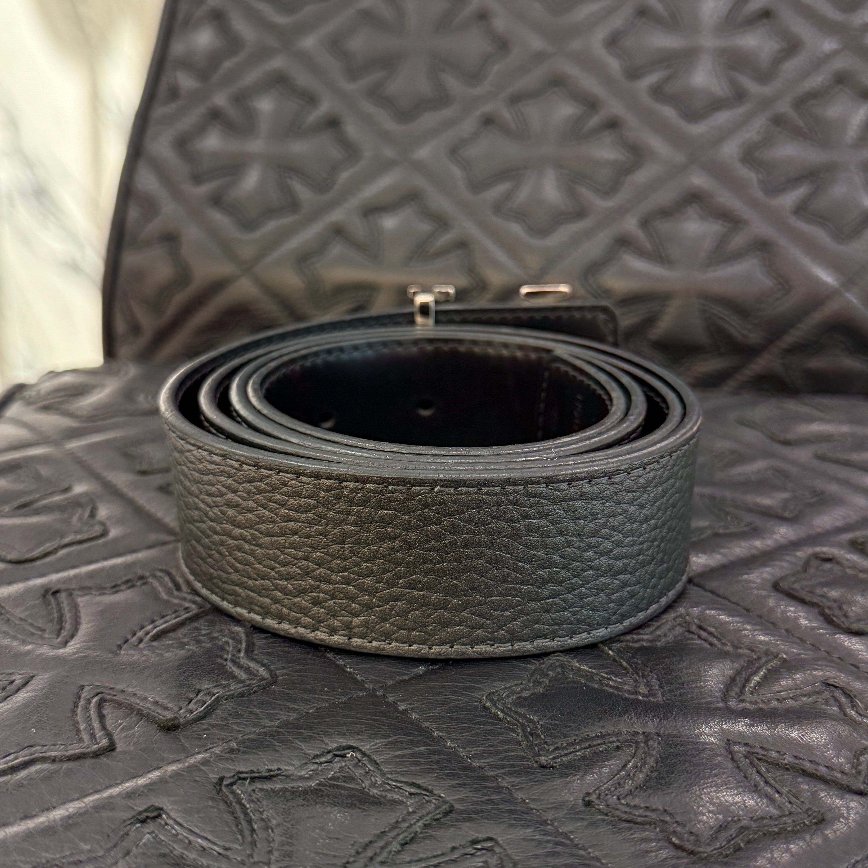 LOUIS VUITTON Rhinestone LV Initial Buckle Leather Belt M10026
