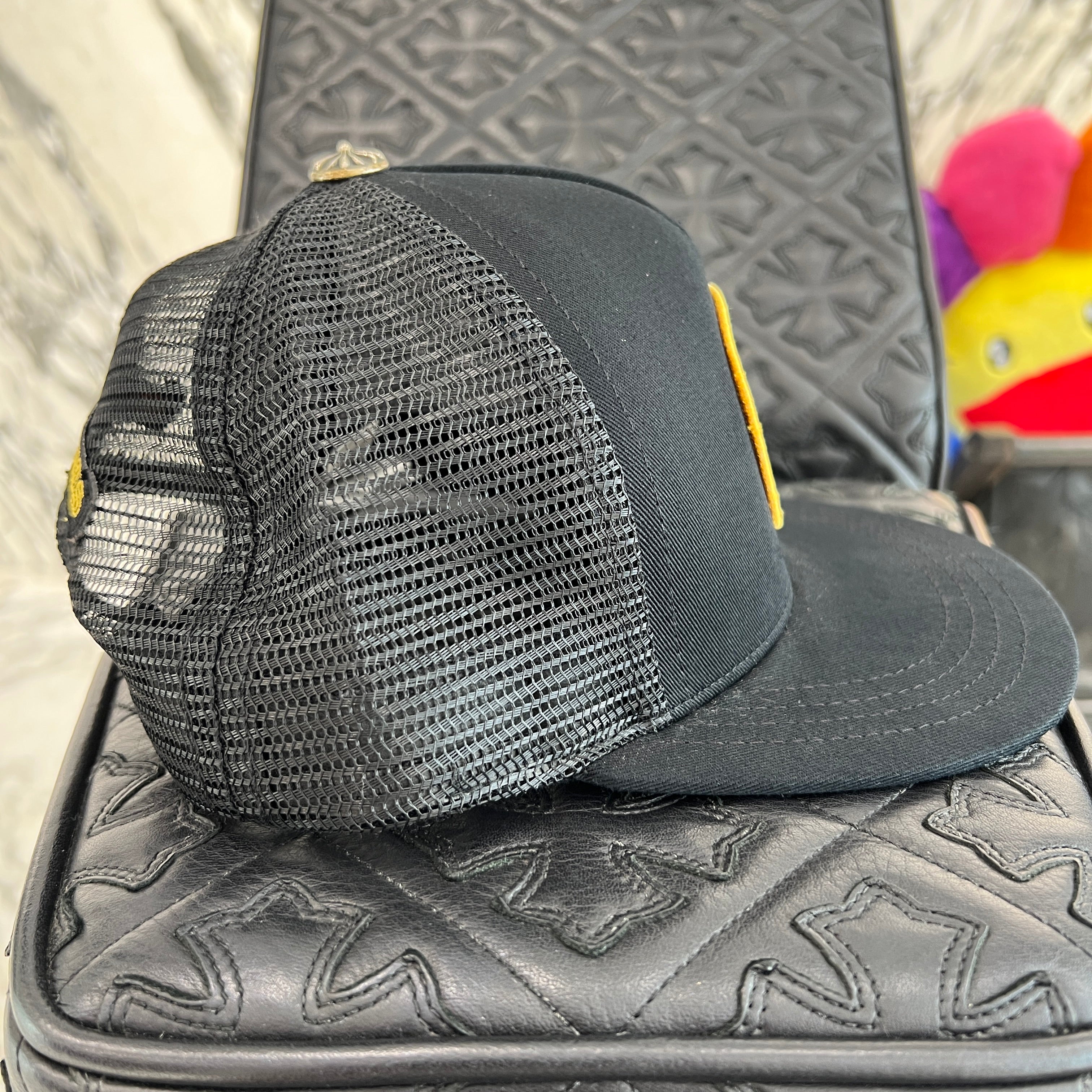 【美品】クロムハーツキャップYellow CH Plus Trucker Cap CHROME HEARTS Yellow CH Plus Trucker Cap Size ONE SIZE（53-60