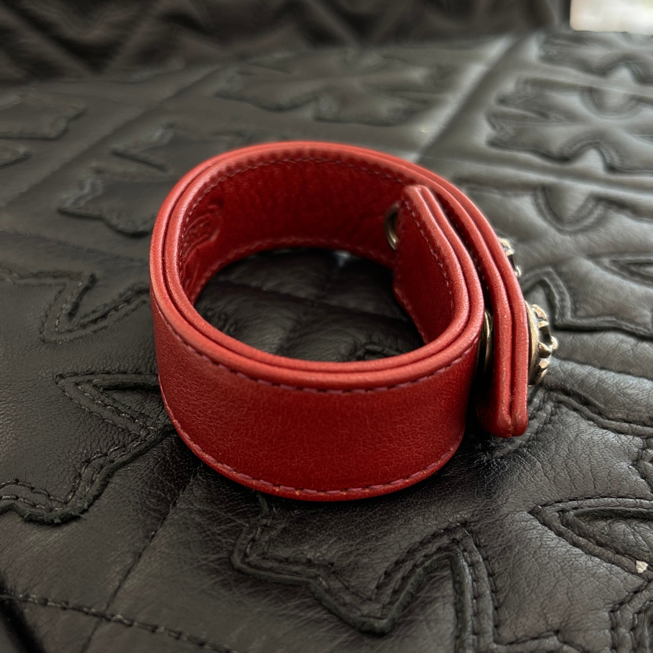 確実正規品CHROME HEARTS 3BTN 2SNPクロスレザーブレスレット CHROME HEARTS 3BTN 2SNP LEATHER BRACELET クロムハーツ クロスボール